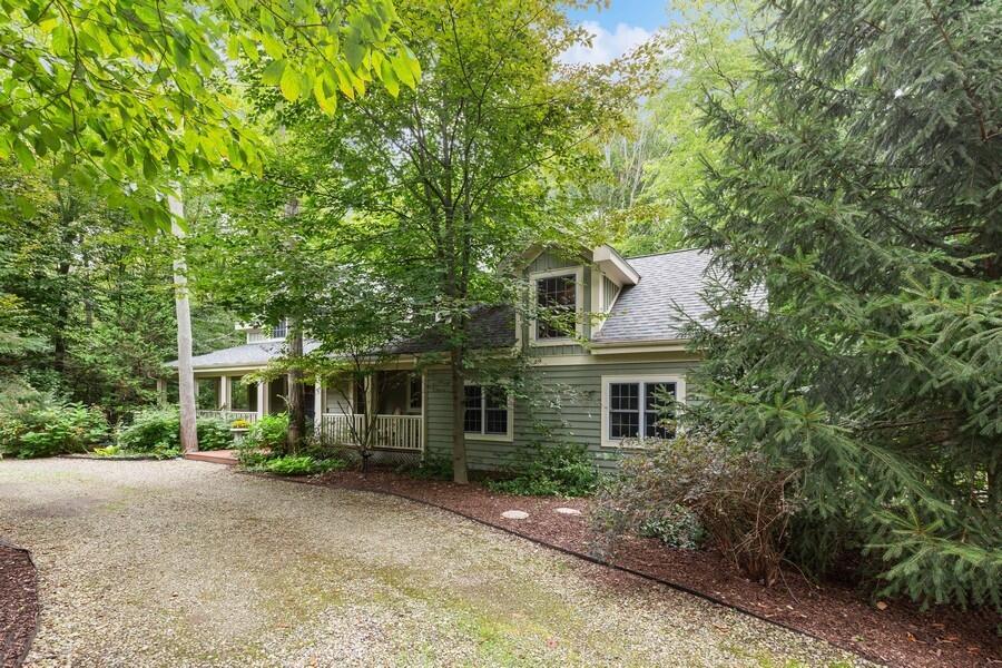 13217 Three Oaks Road