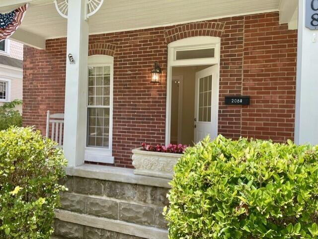 208 S Elm Street