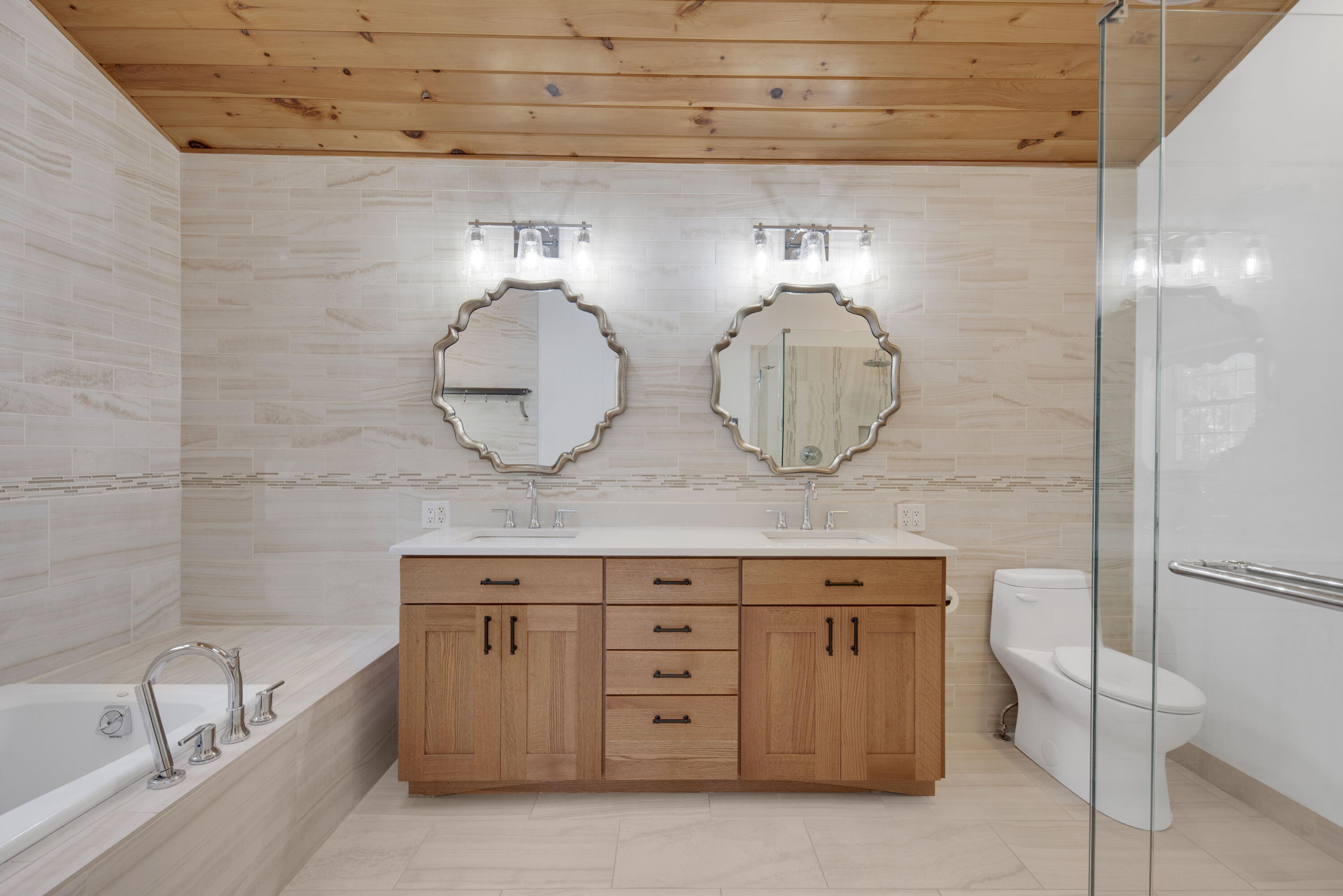 204 Talahi Trail