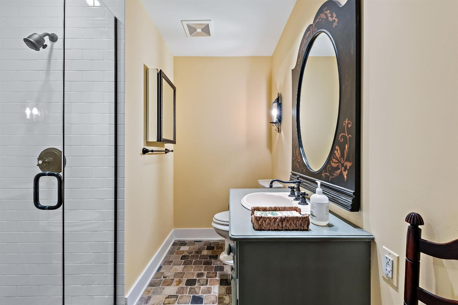 3 Powhatan Drive