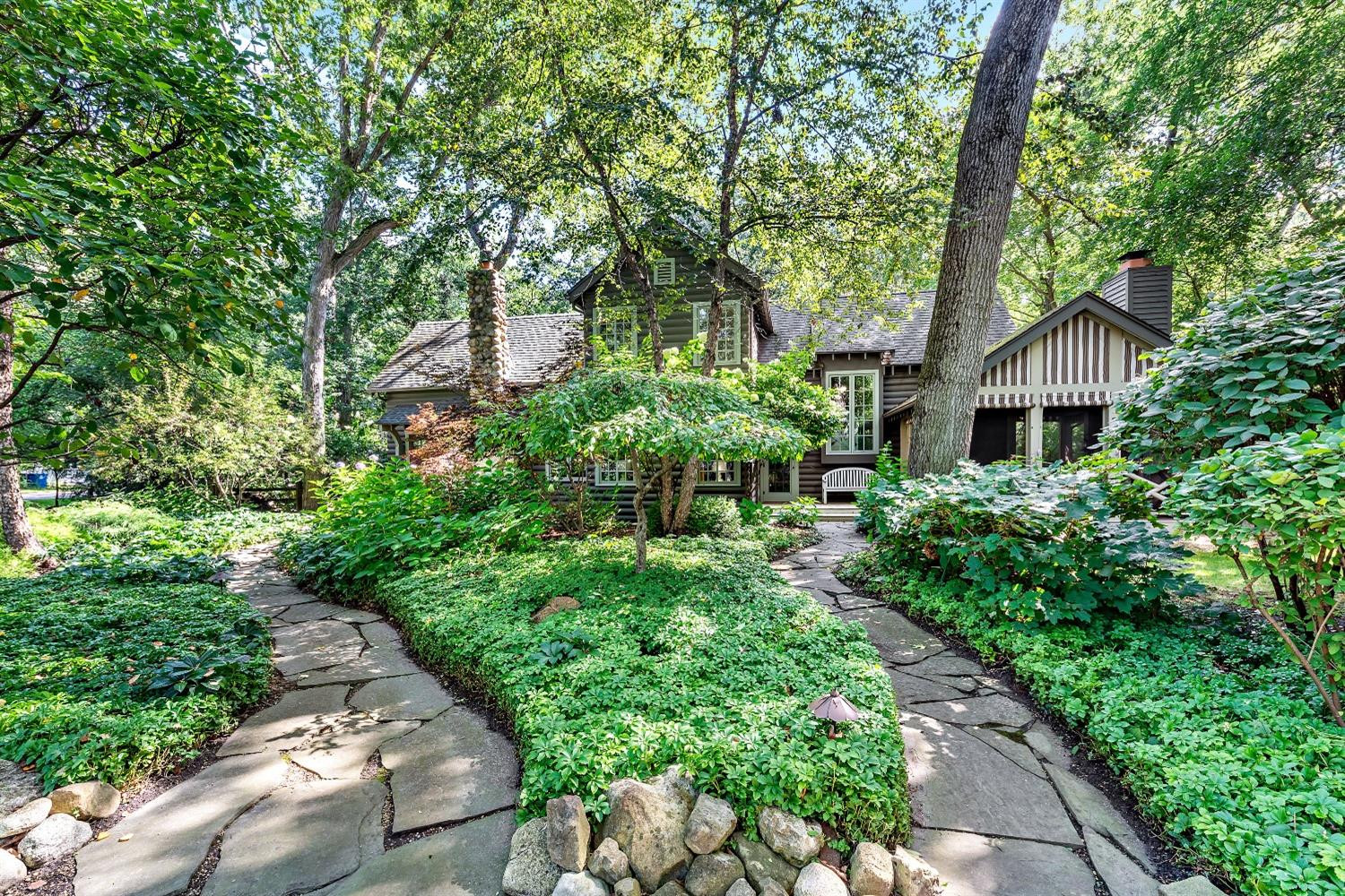 3 Powhatan Drive