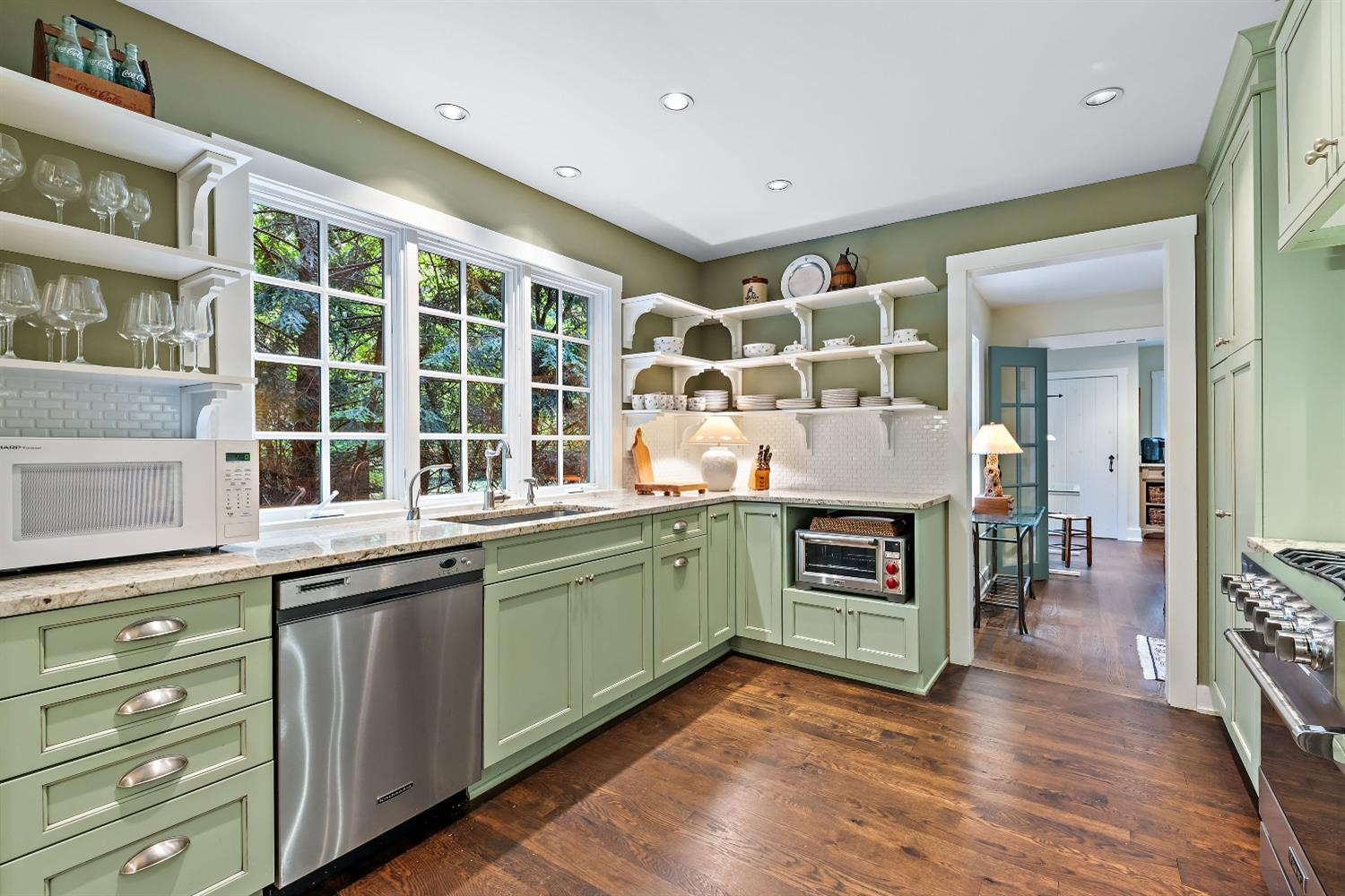 3 Powhatan Drive