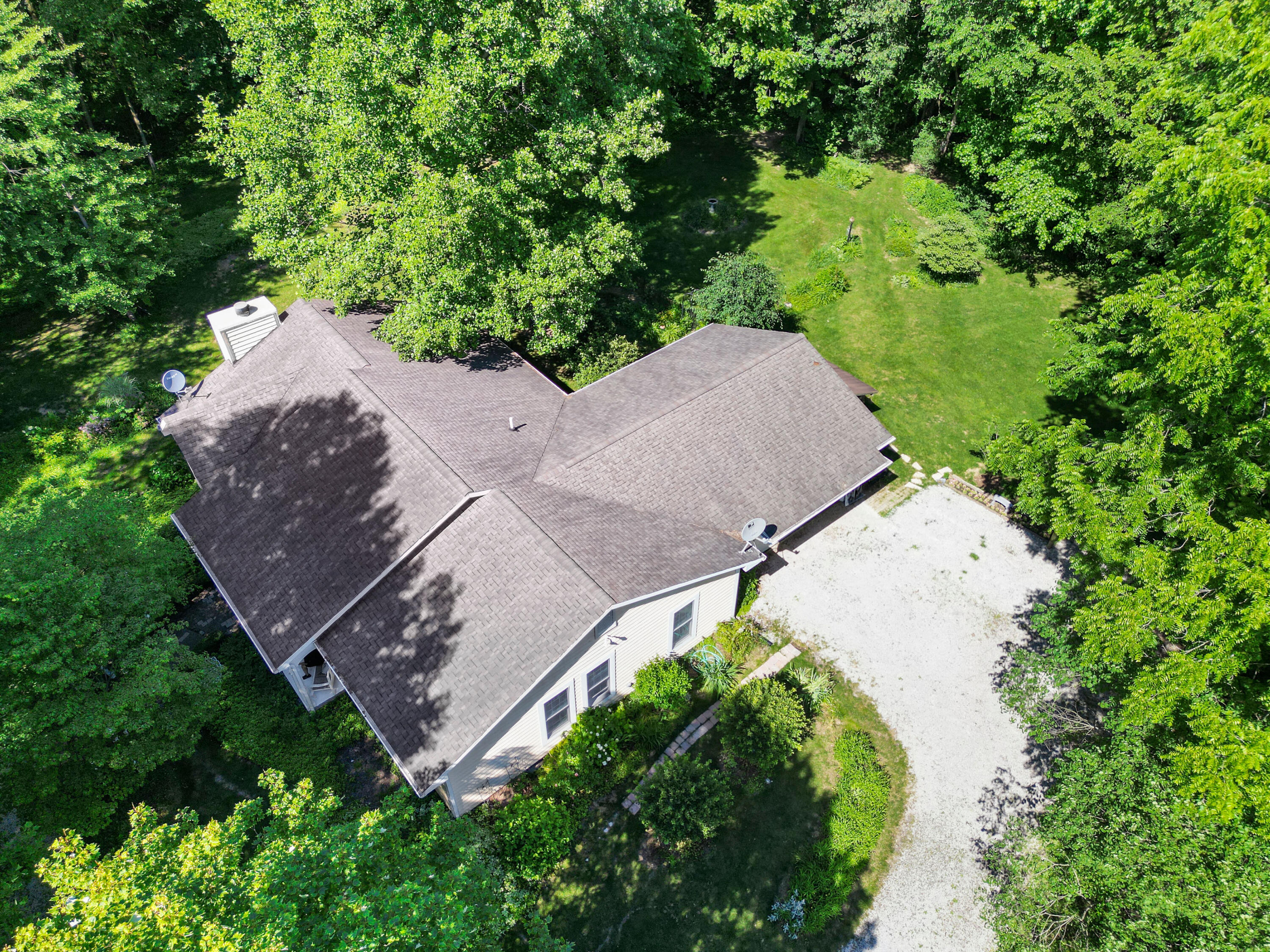 1225 N Goldring Road