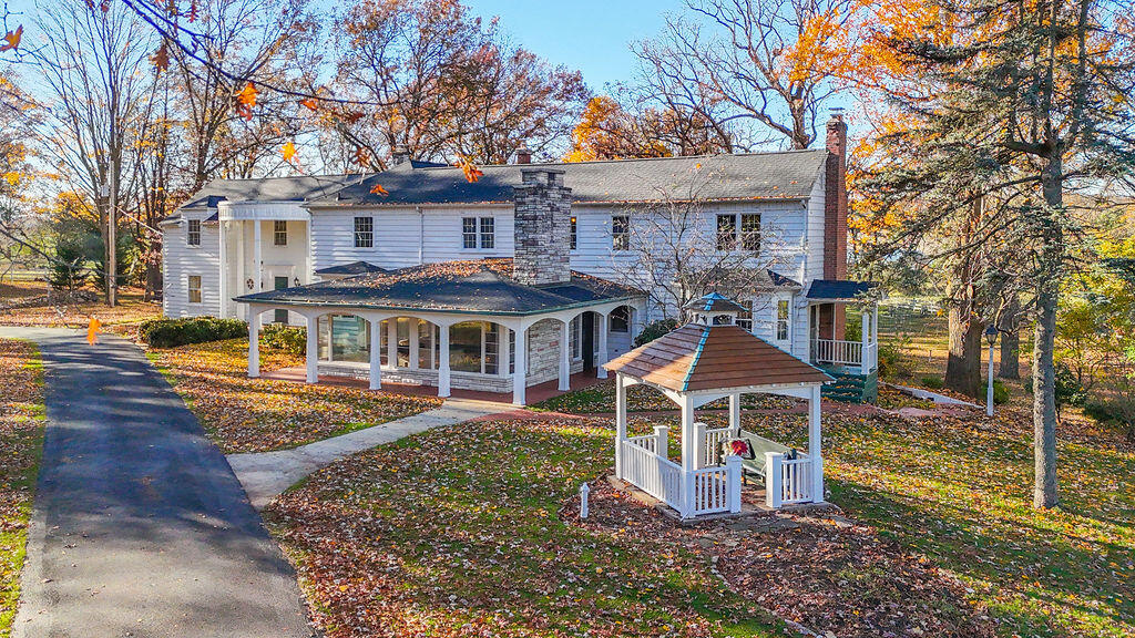 3855 W Johnson Road