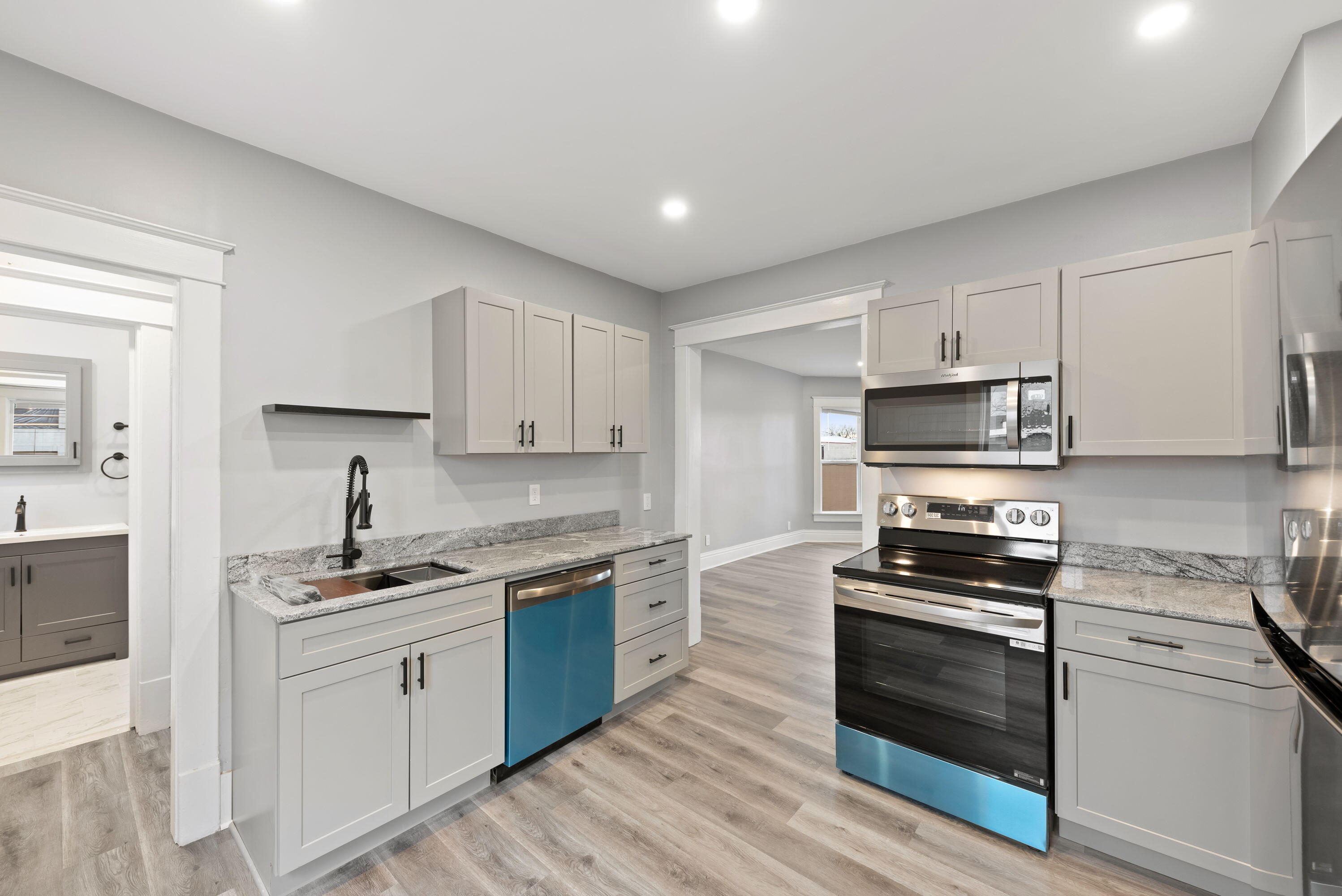 121 E 11th Street