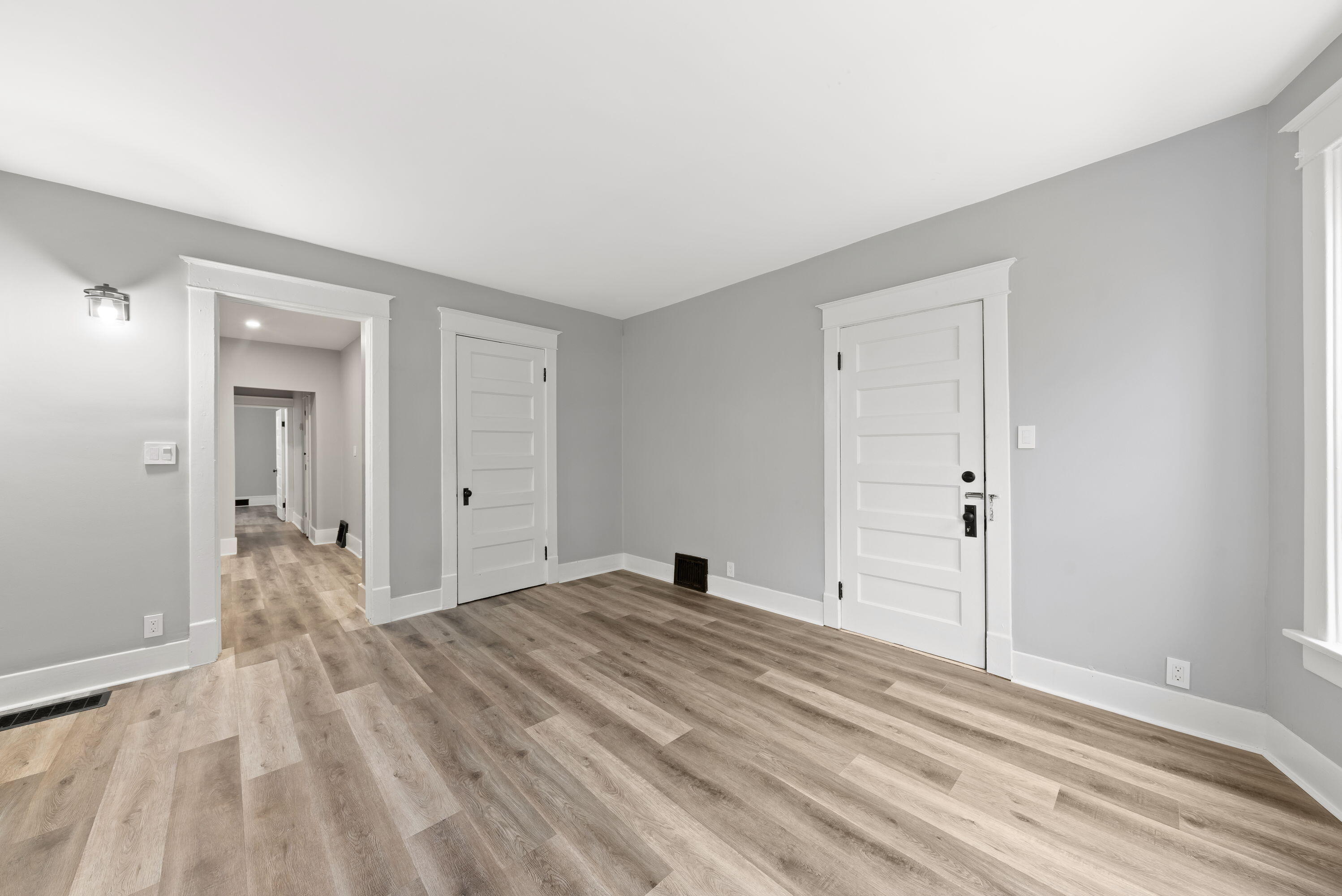 121 E 11th Street