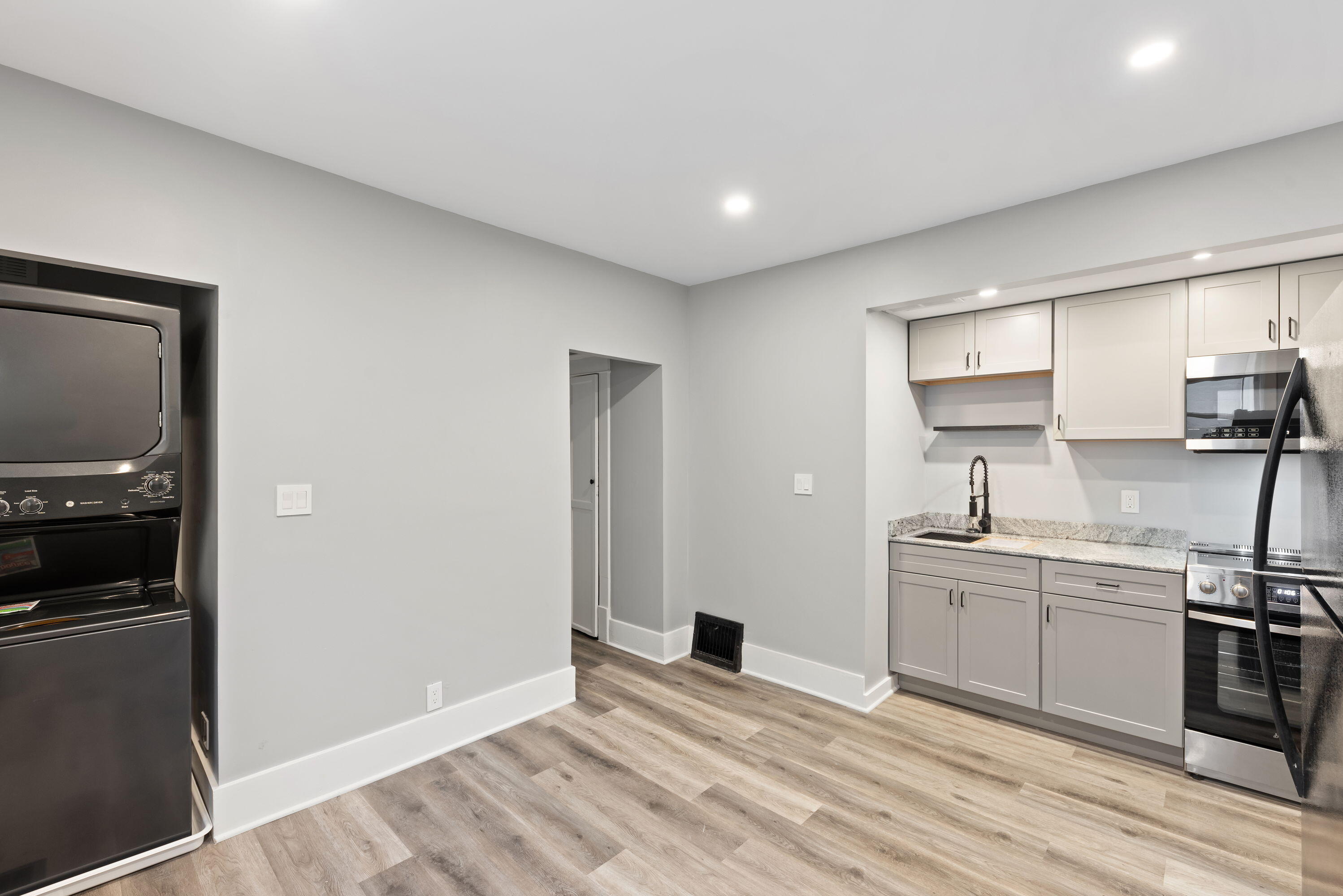 121 E 11th Street