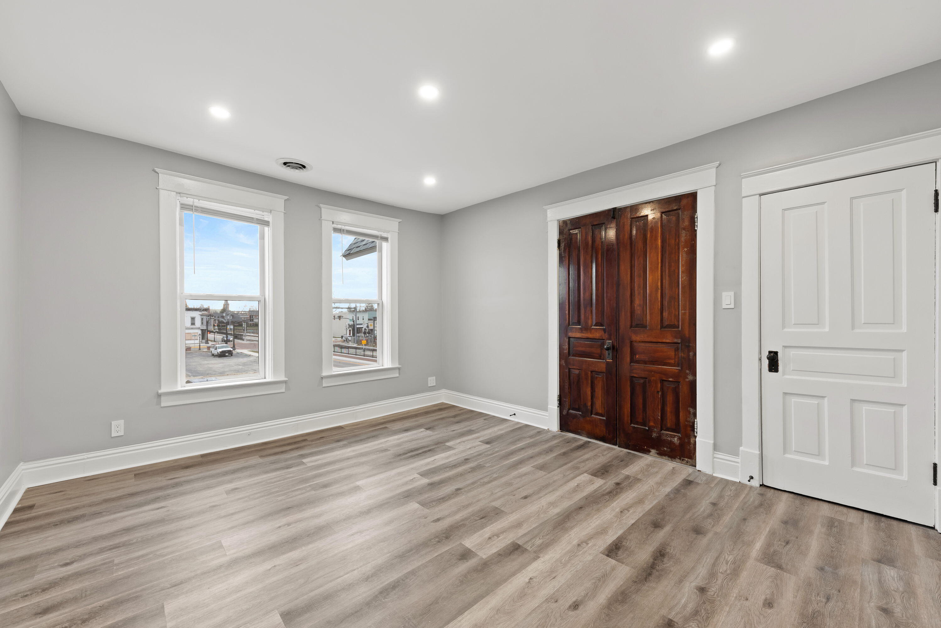 121 E 11th Street
