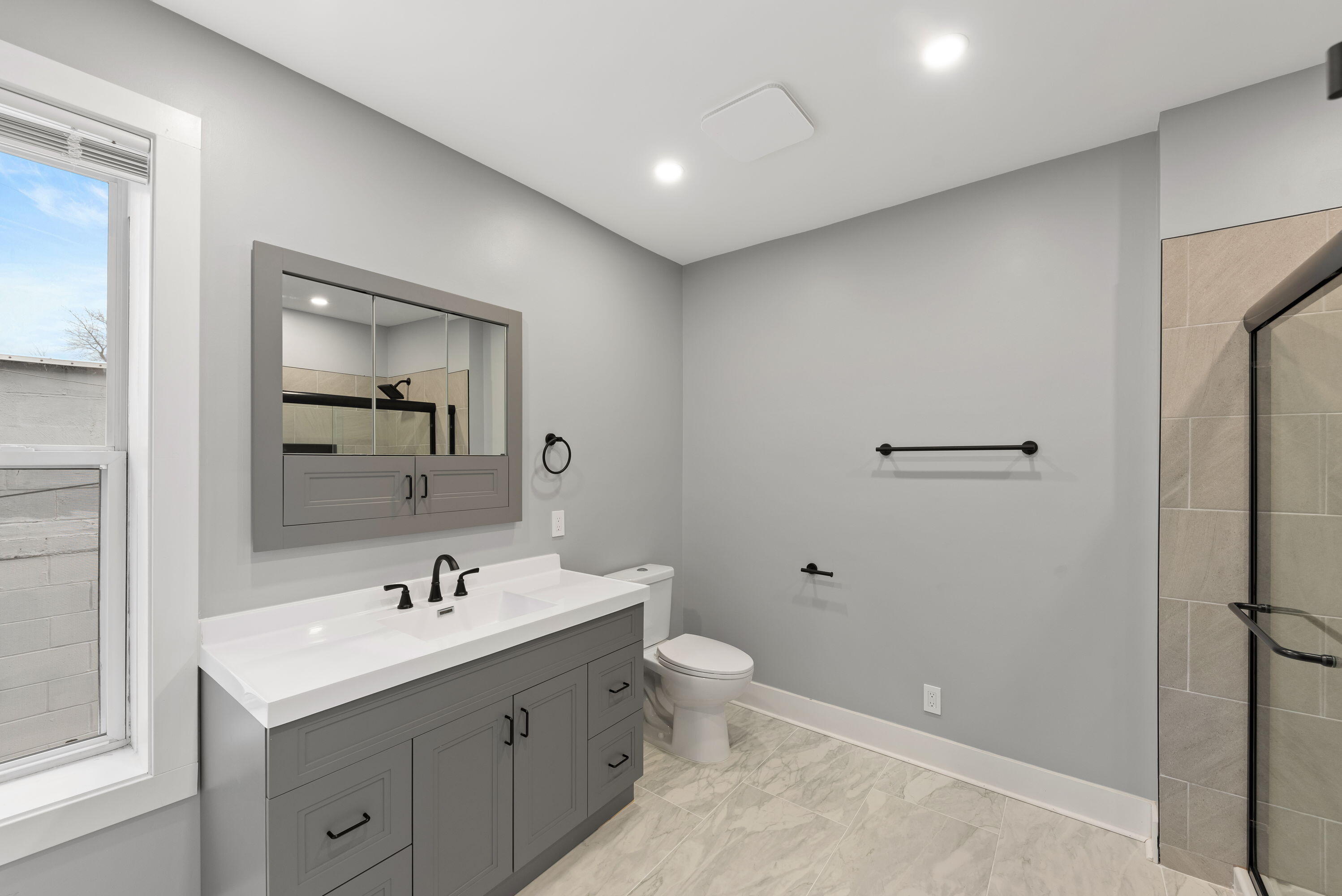 121 E 11th Street