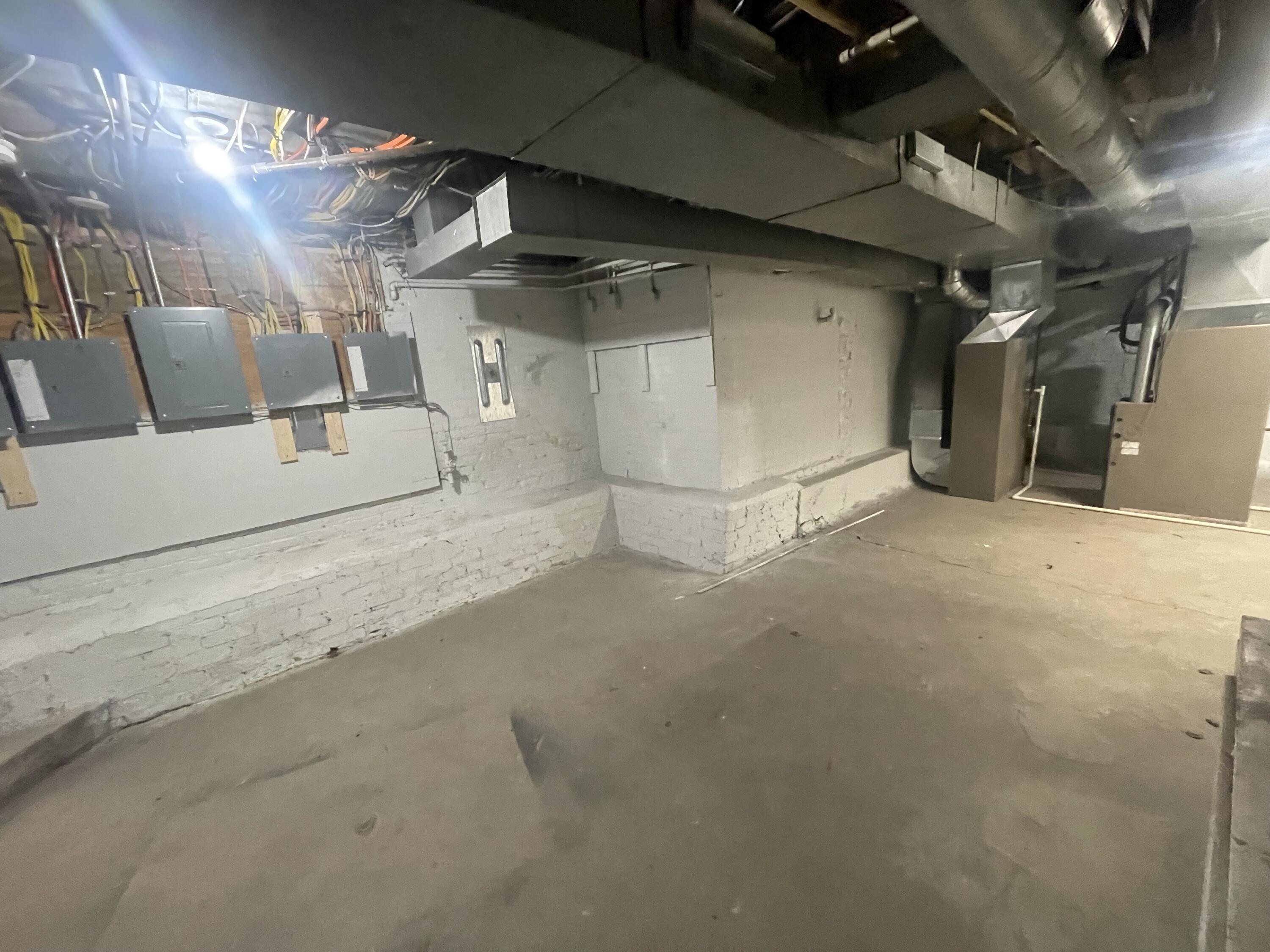 121 E 11th Street