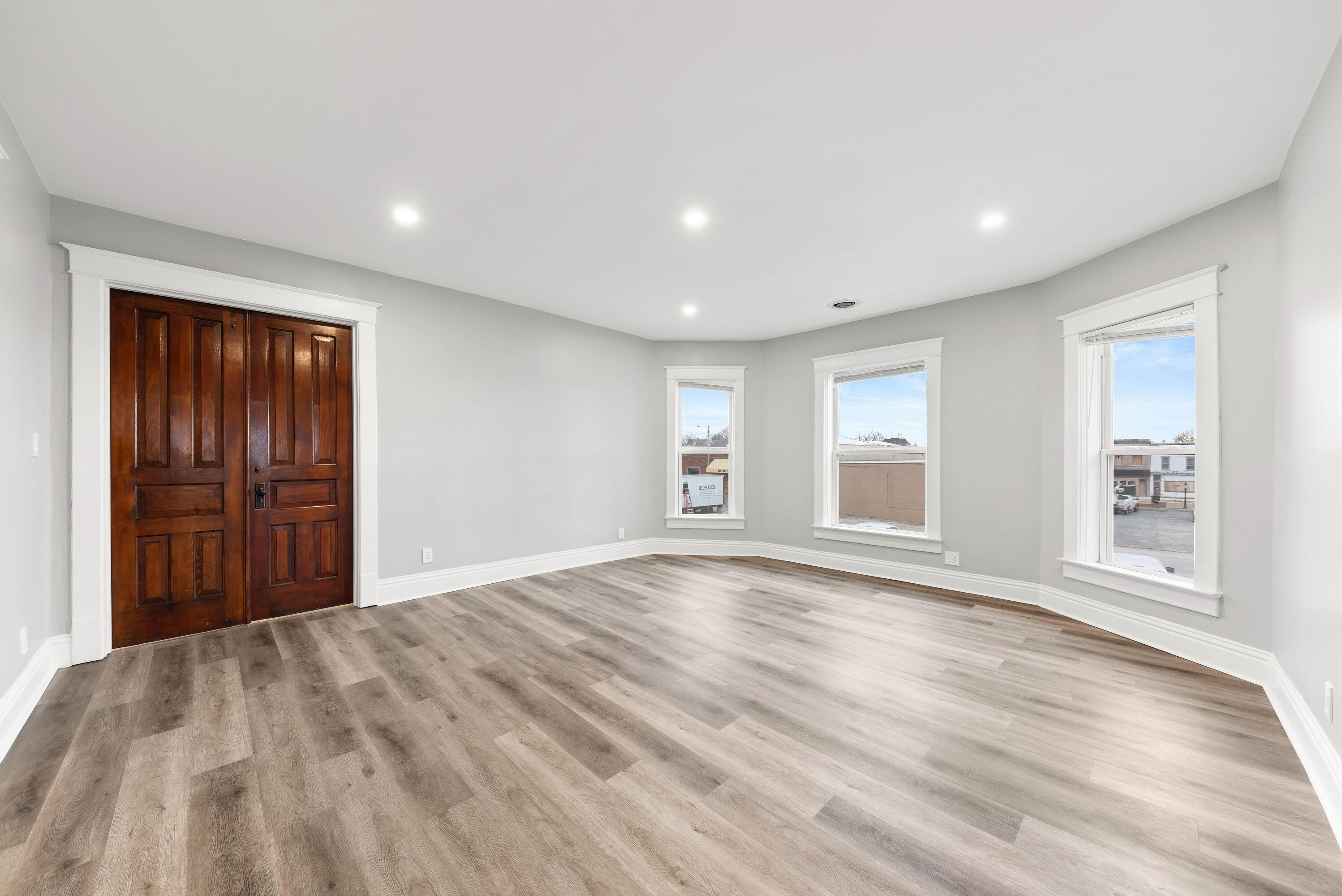 121 E 11th Street