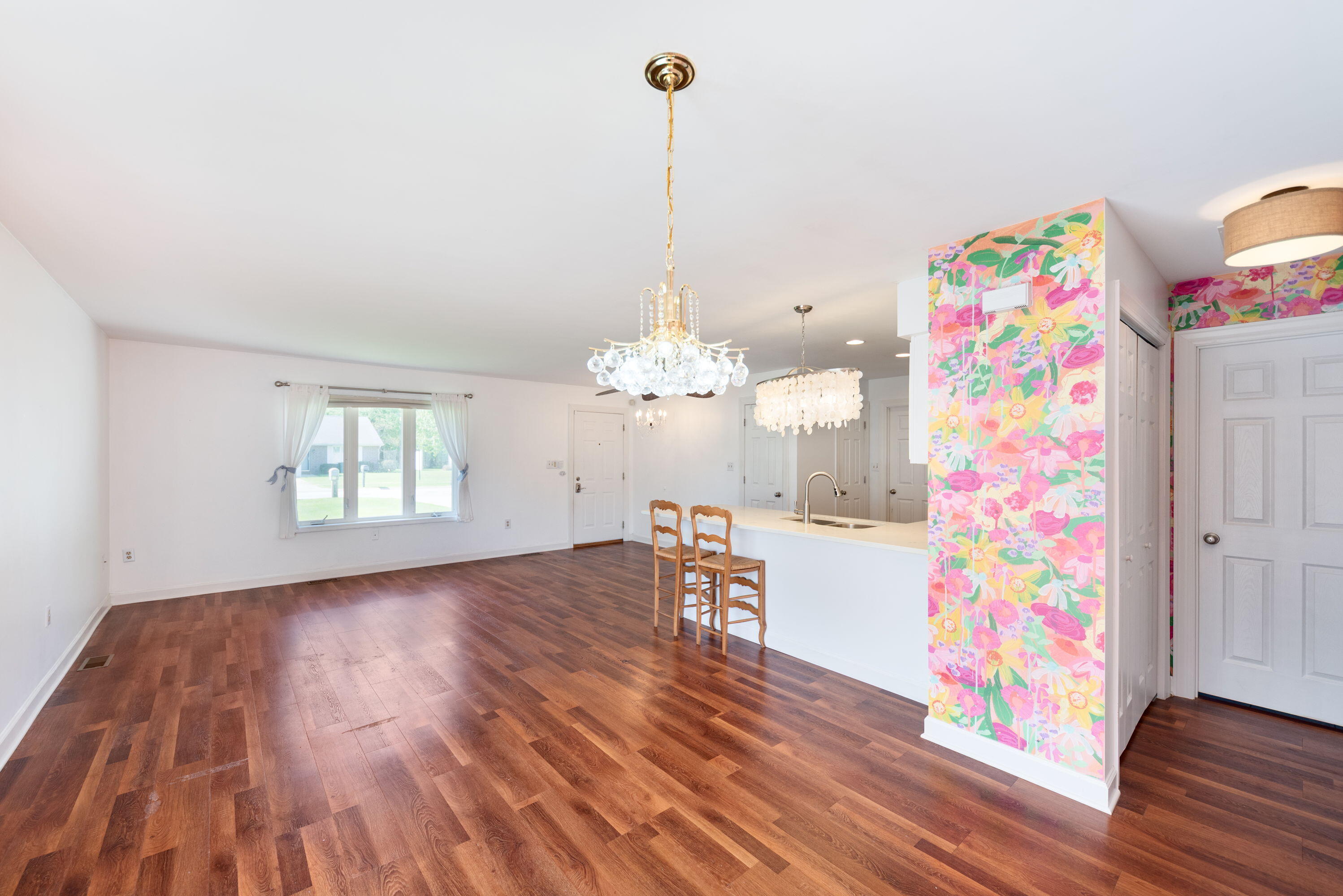 102 Riviera Drive