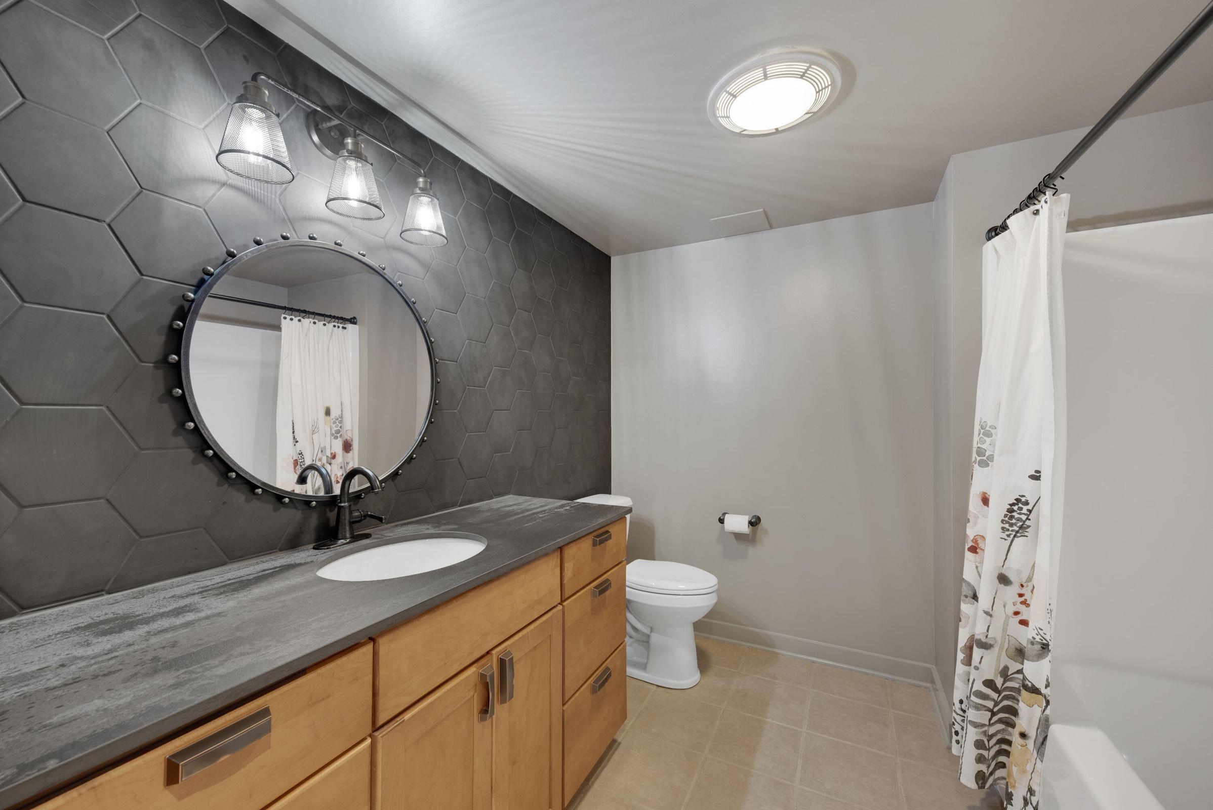 204 Talahi Trail