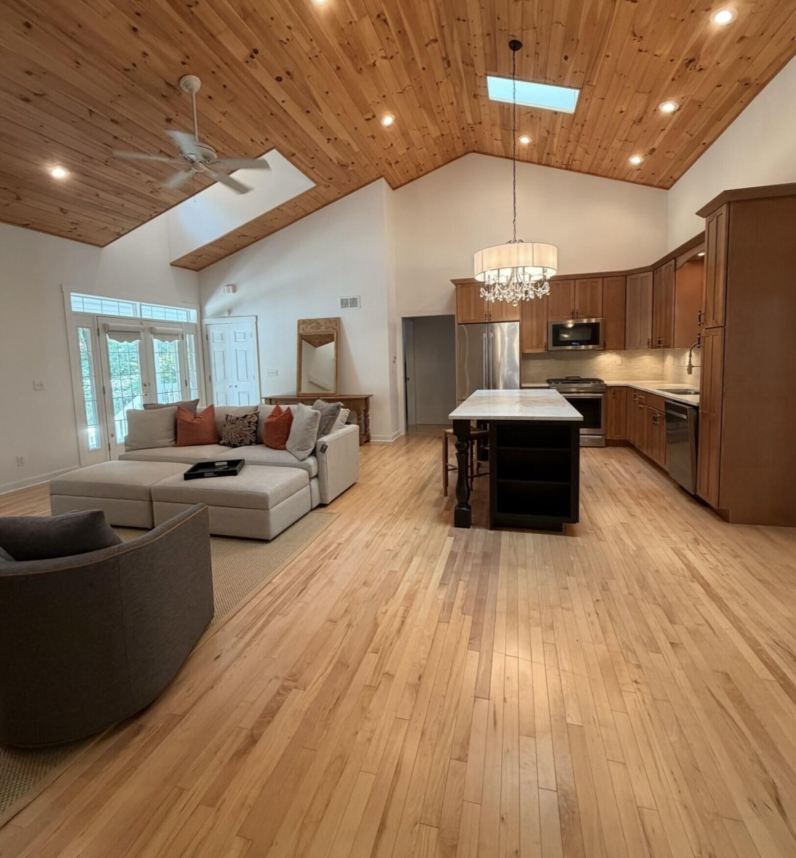 204 Talahi Trail