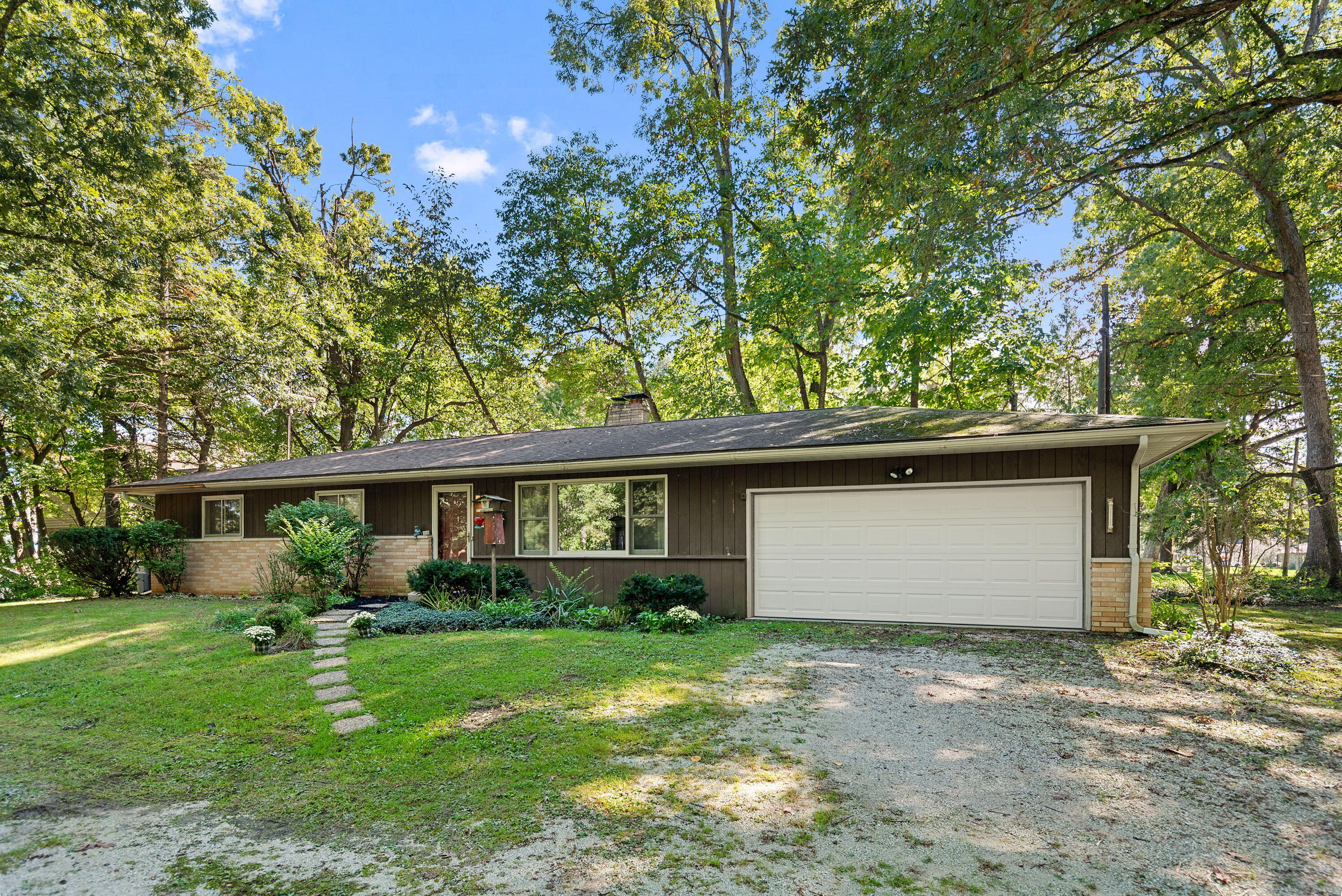 747 Waverly Road