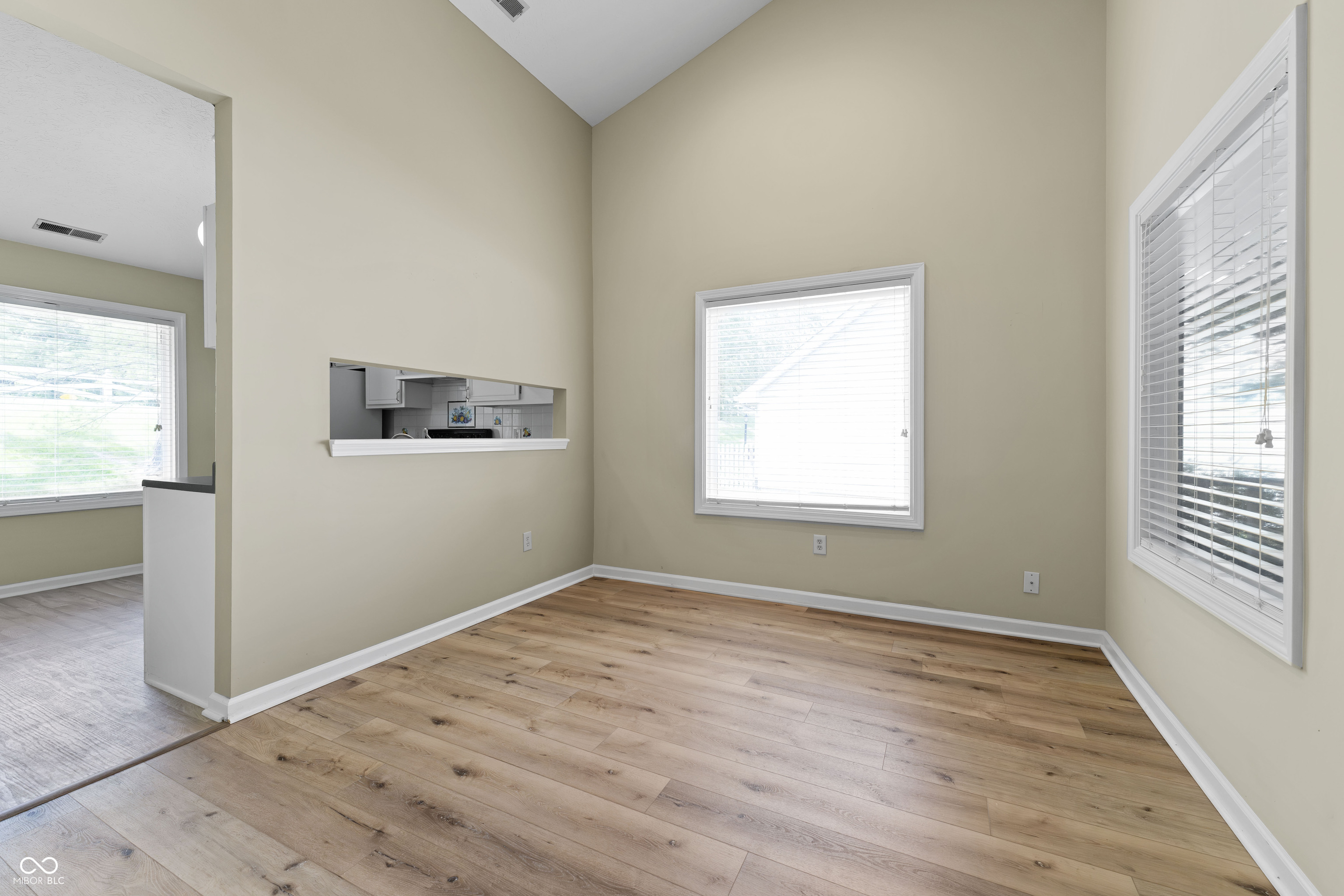 9933 Hamblin Court
