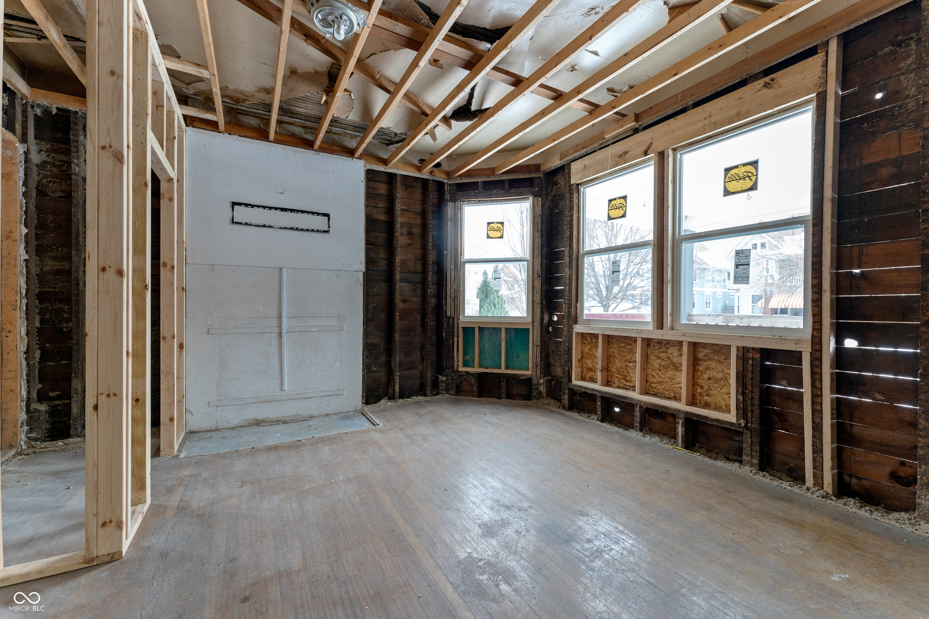 2424 Broadway Street