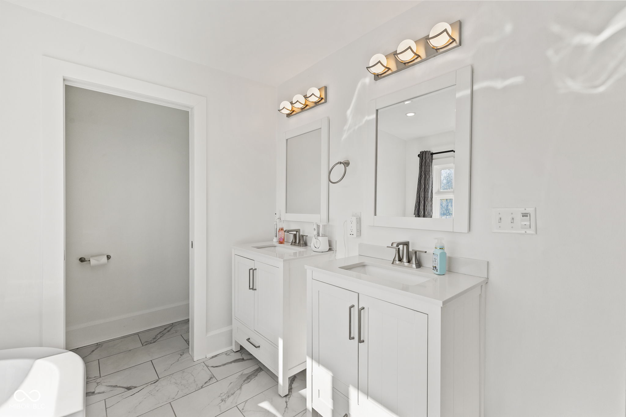 131 E 36th Street