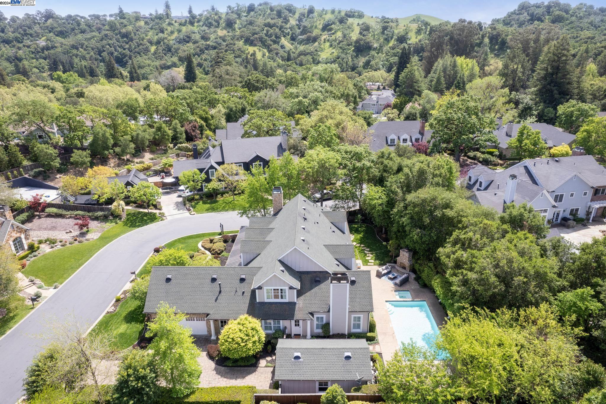 29 Sanford Lane