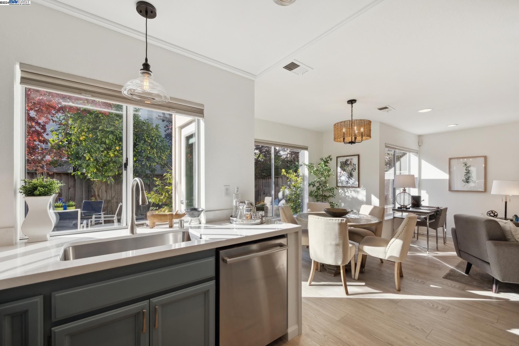 219 Bannister Ct