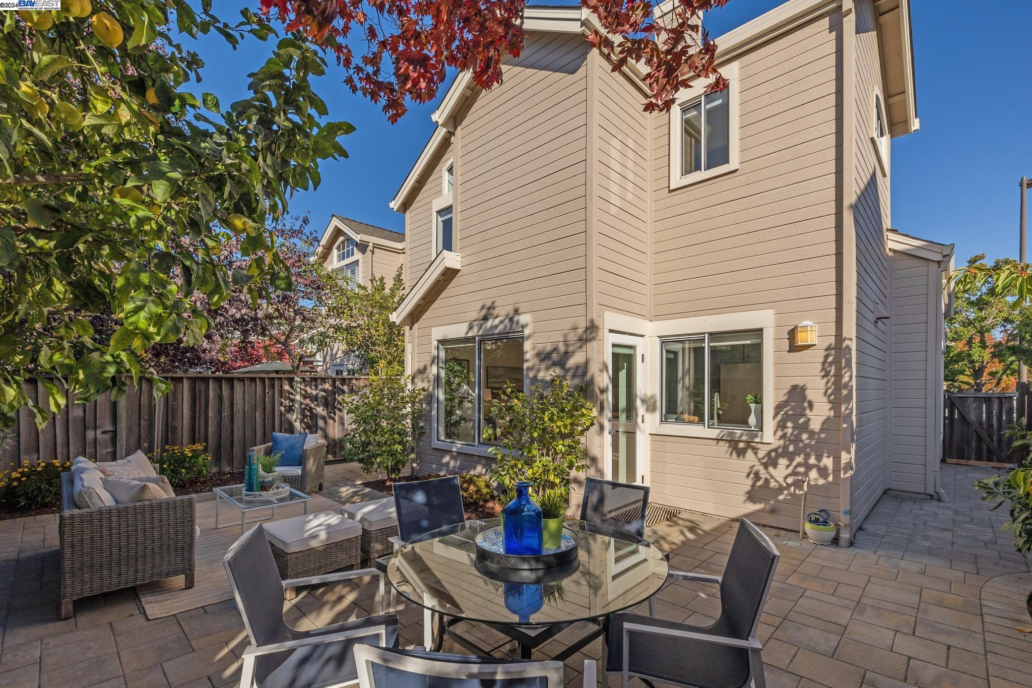 219 Bannister Ct