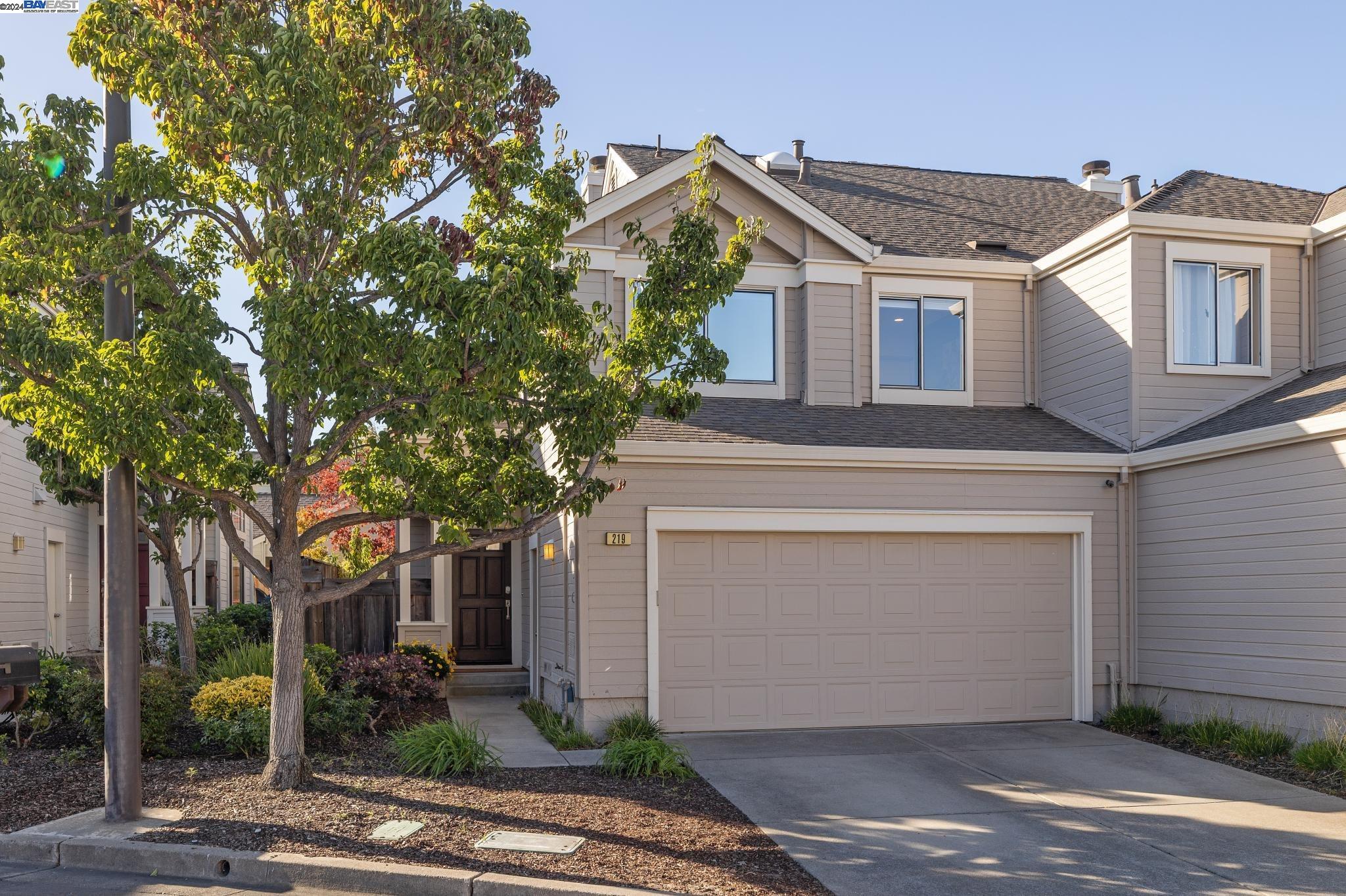 219 Bannister Ct