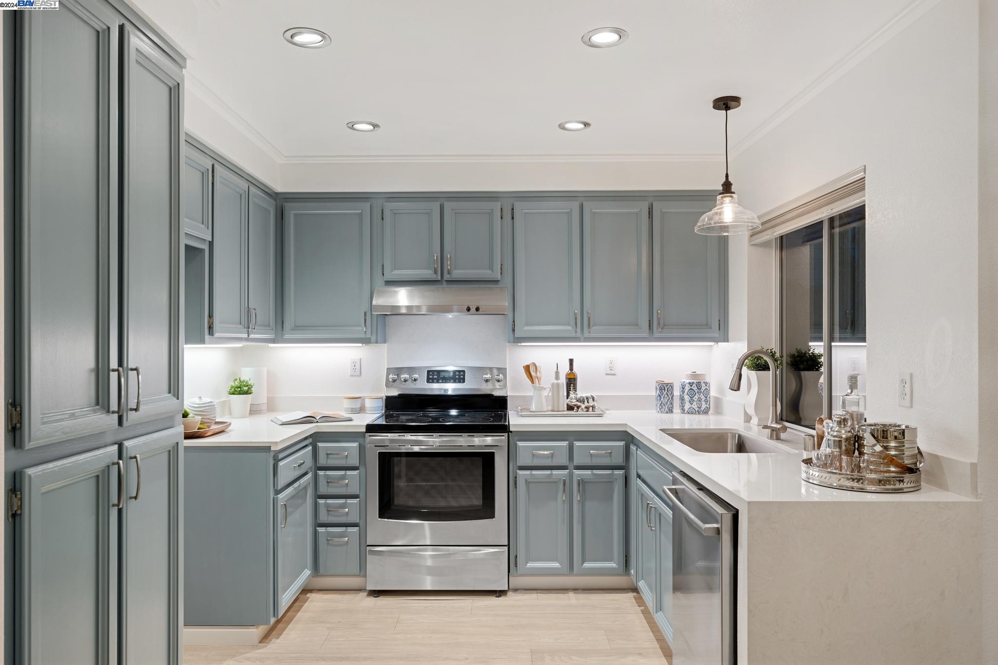219 Bannister Ct