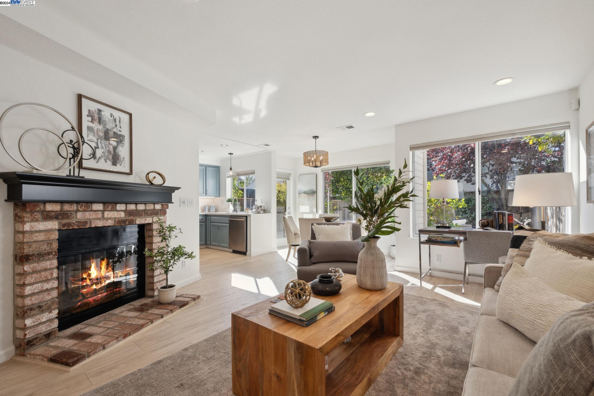 219 Bannister Ct