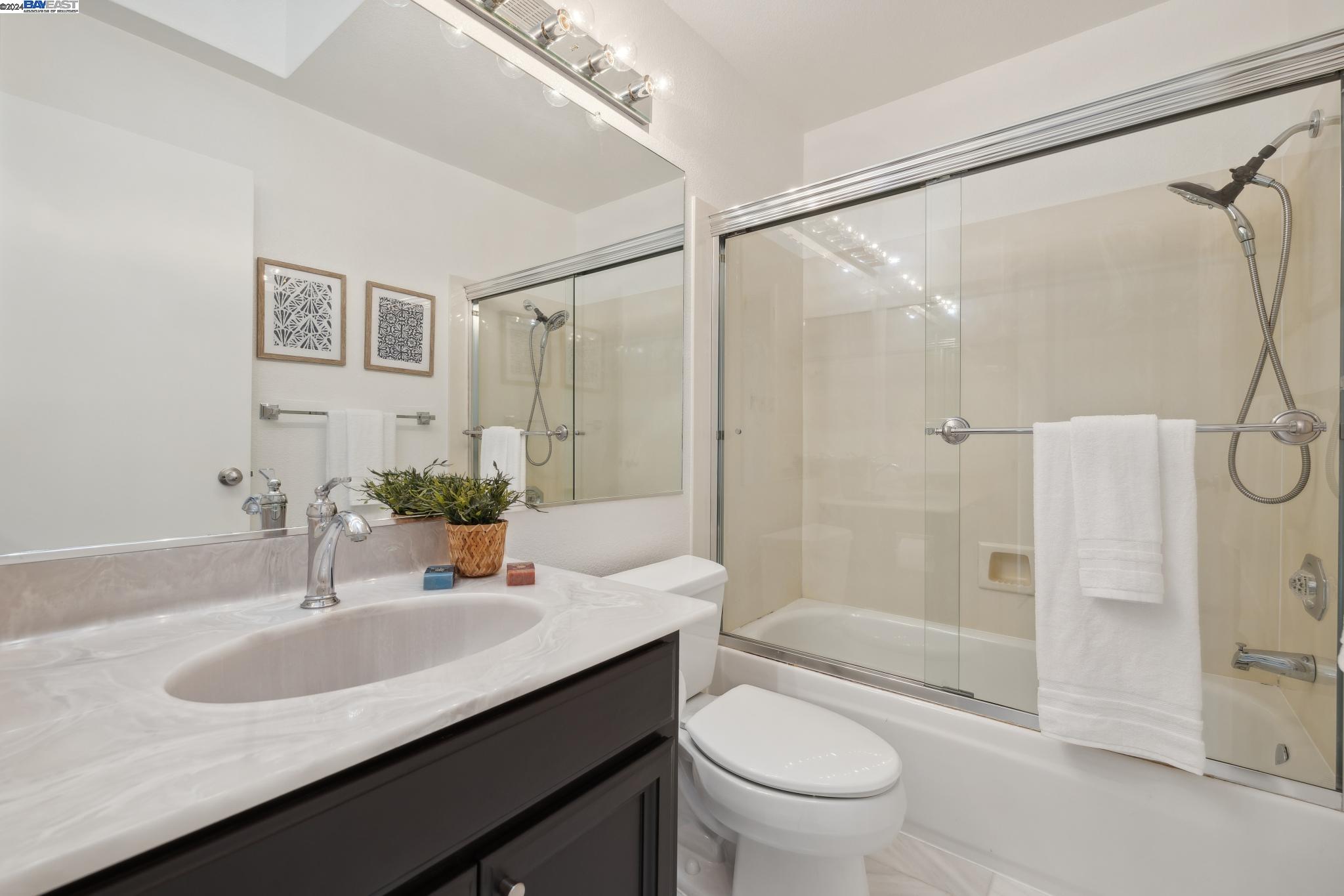 219 Bannister Ct