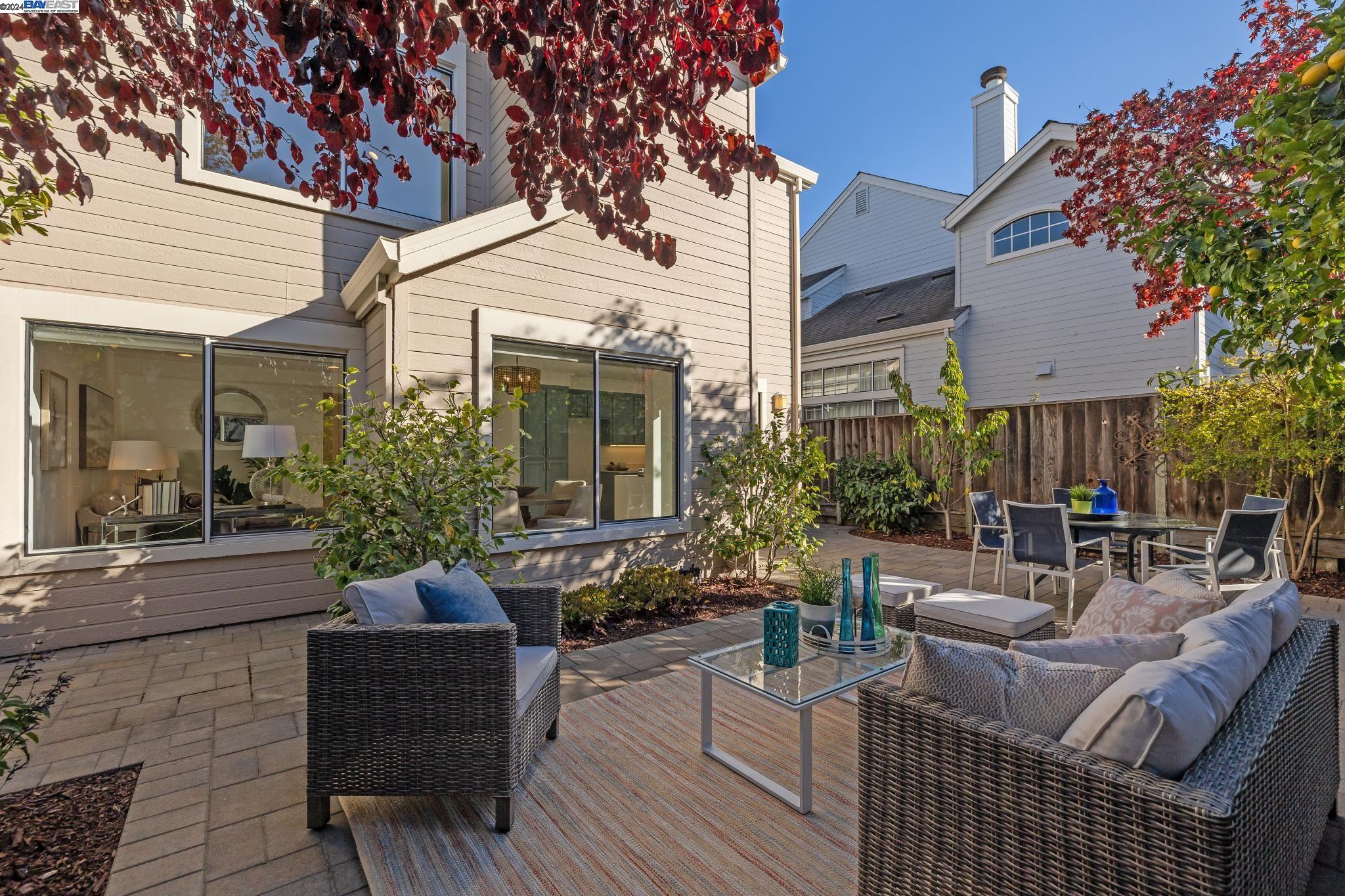 219 Bannister Ct