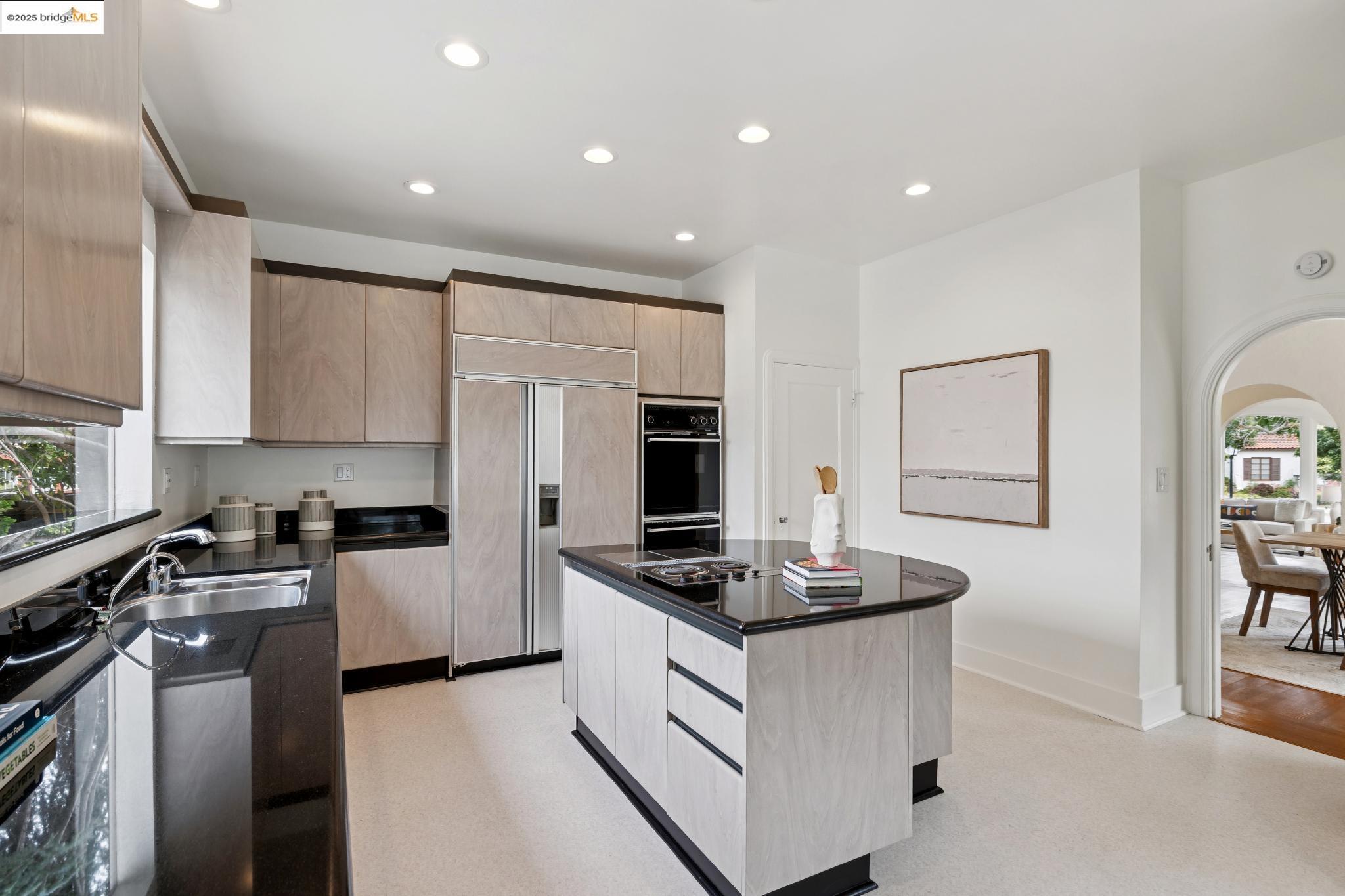 1701 Cambridge Drive
