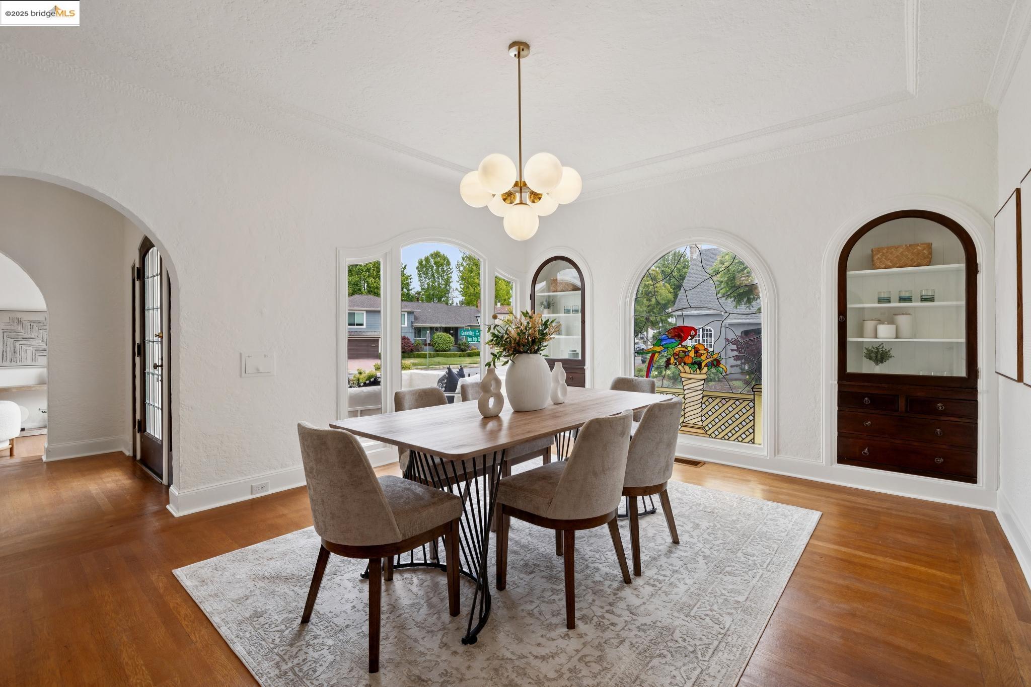 1701 Cambridge Drive