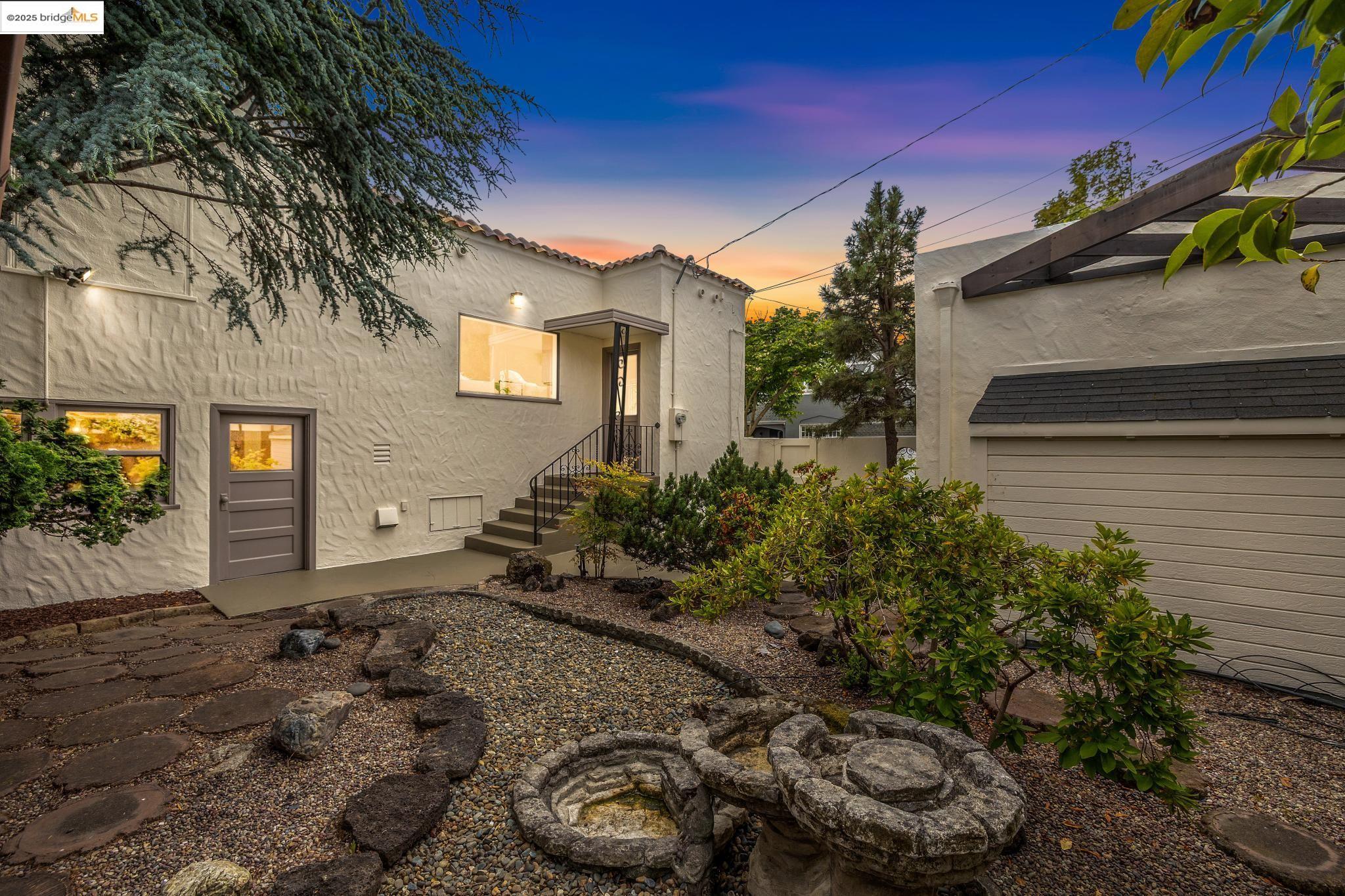 1701 Cambridge Drive
