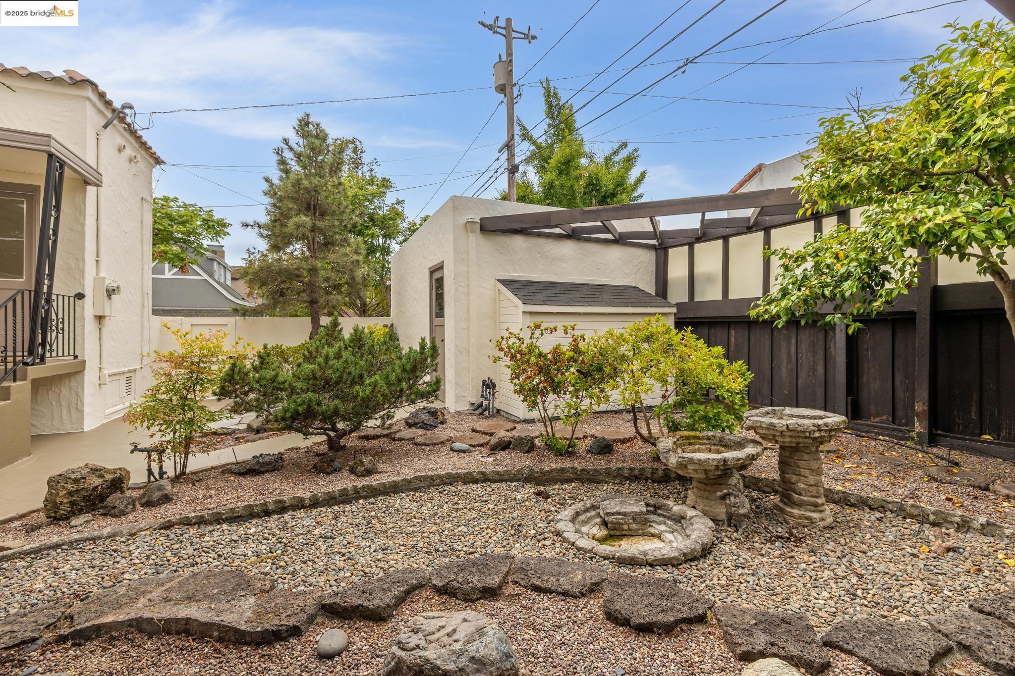1701 Cambridge Drive