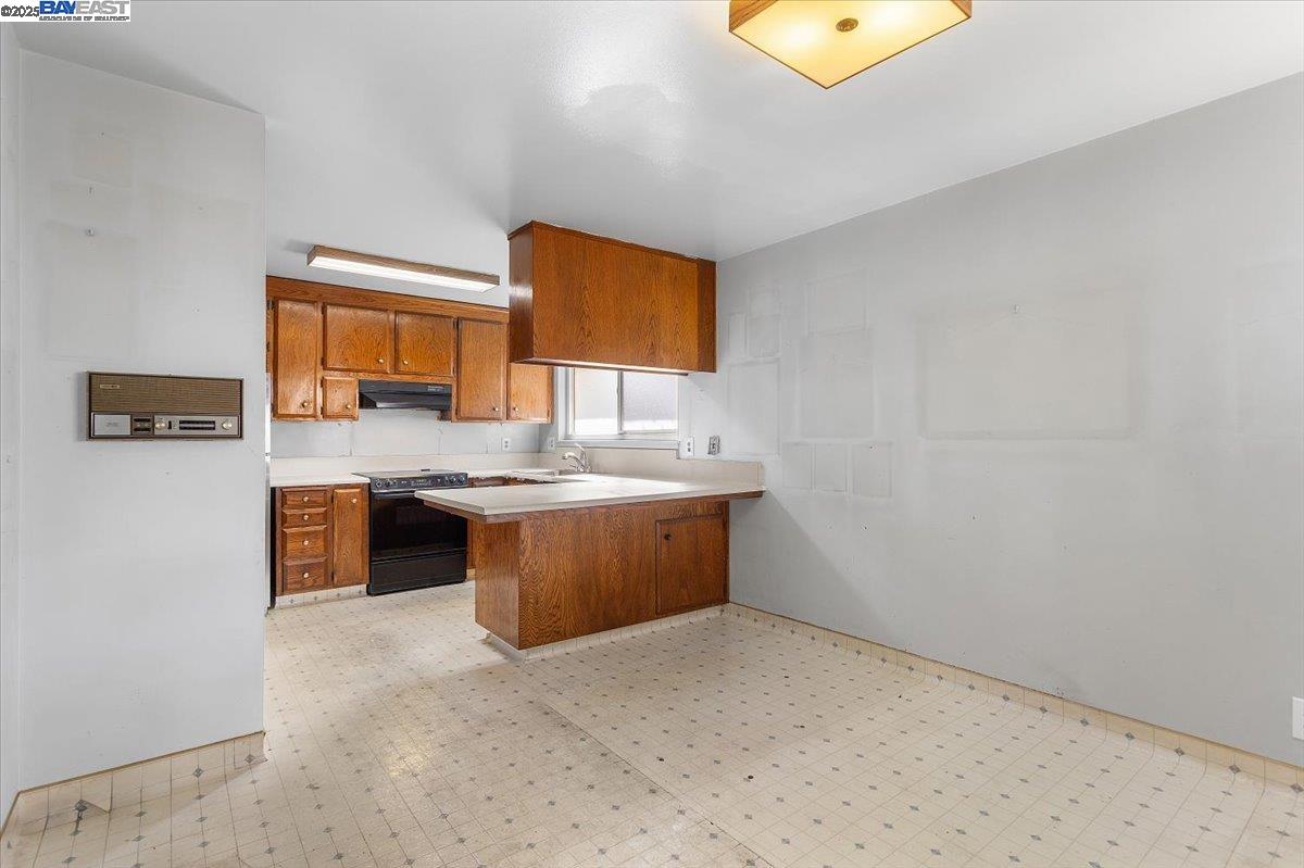 2904 Bayview Dr