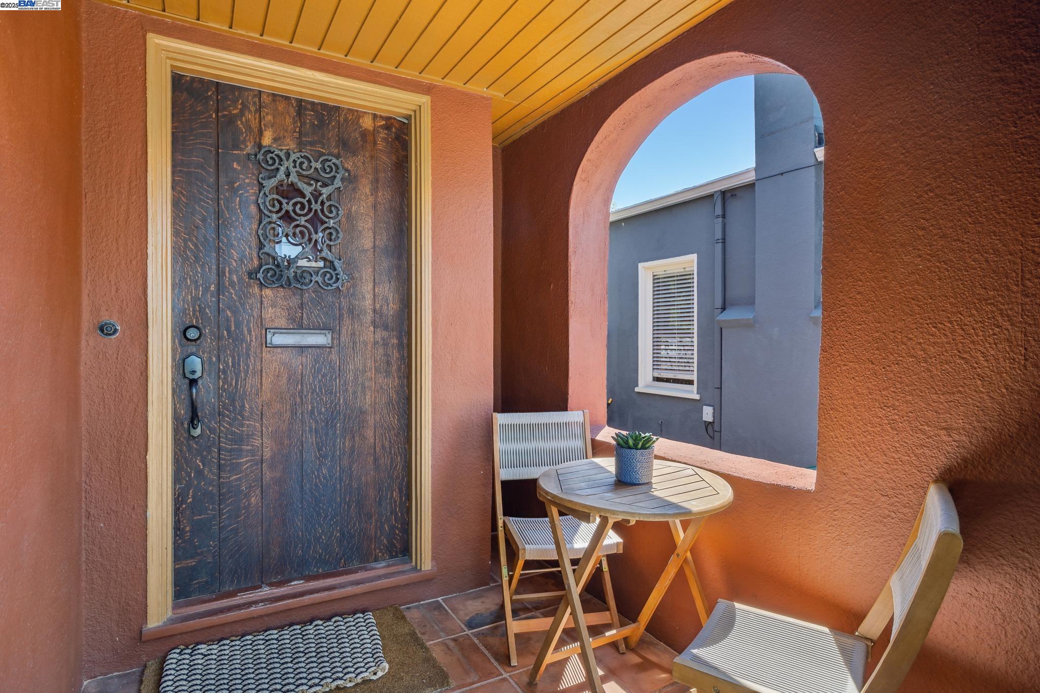 1336 Fernside