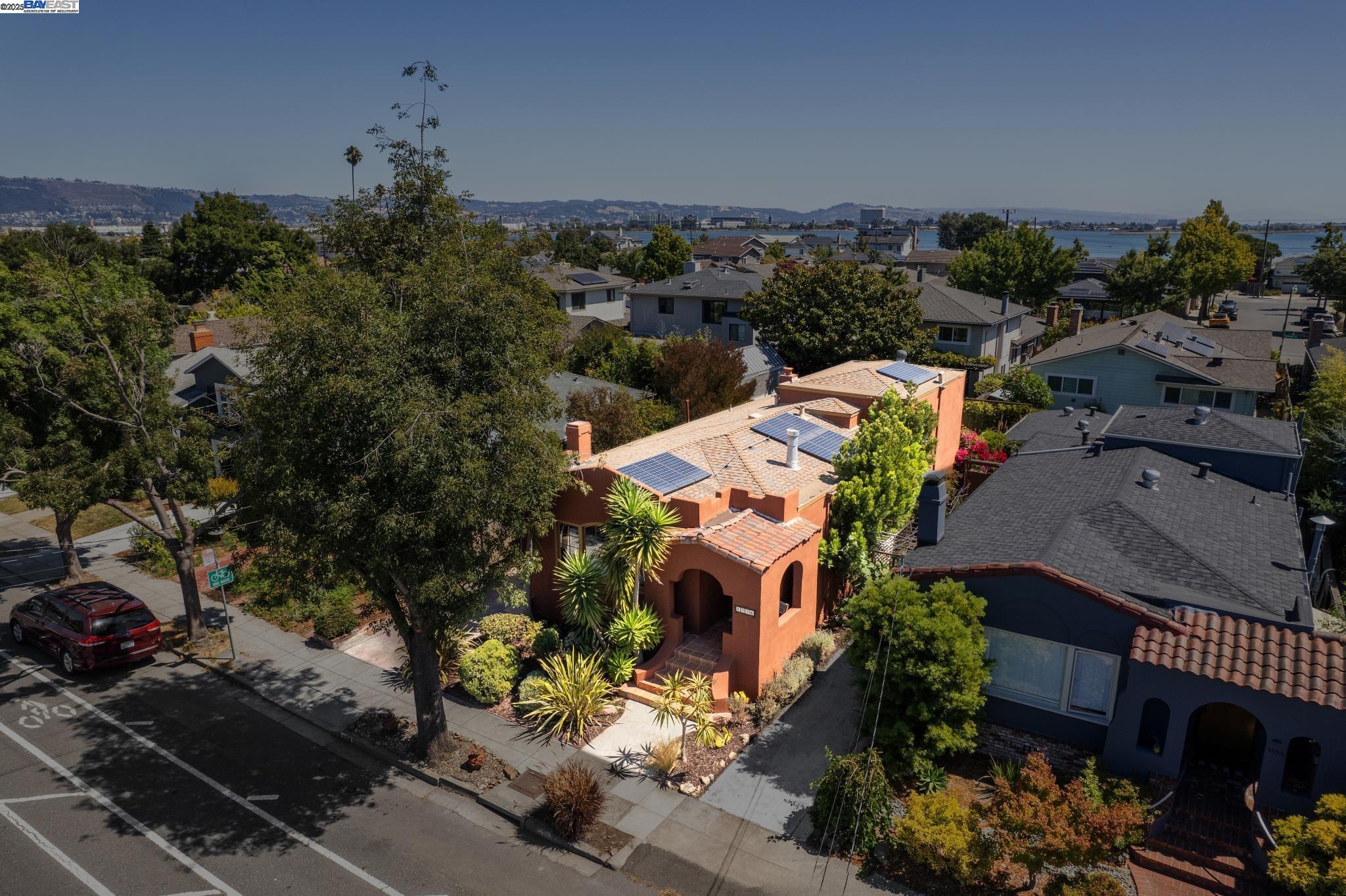 1336 Fernside