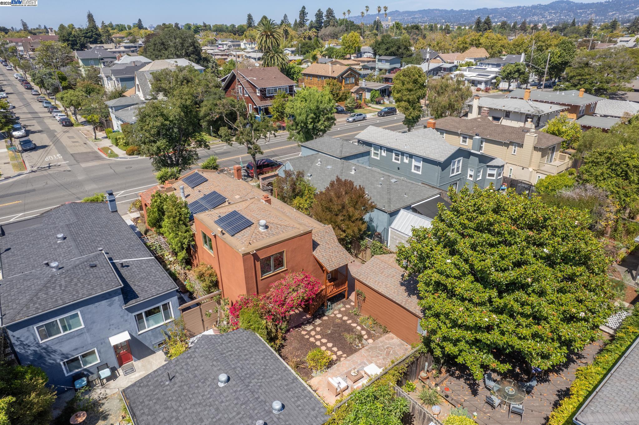 1336 Fernside
