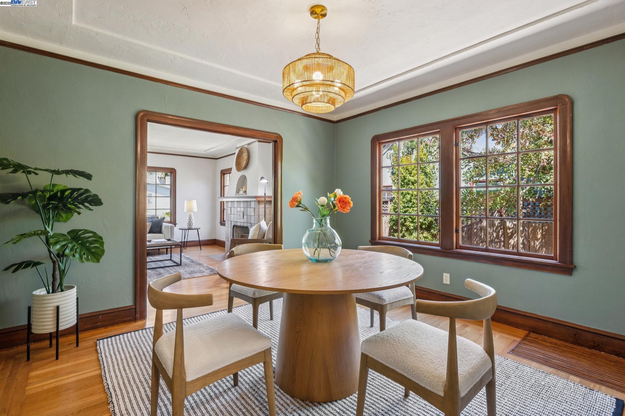1336 Fernside