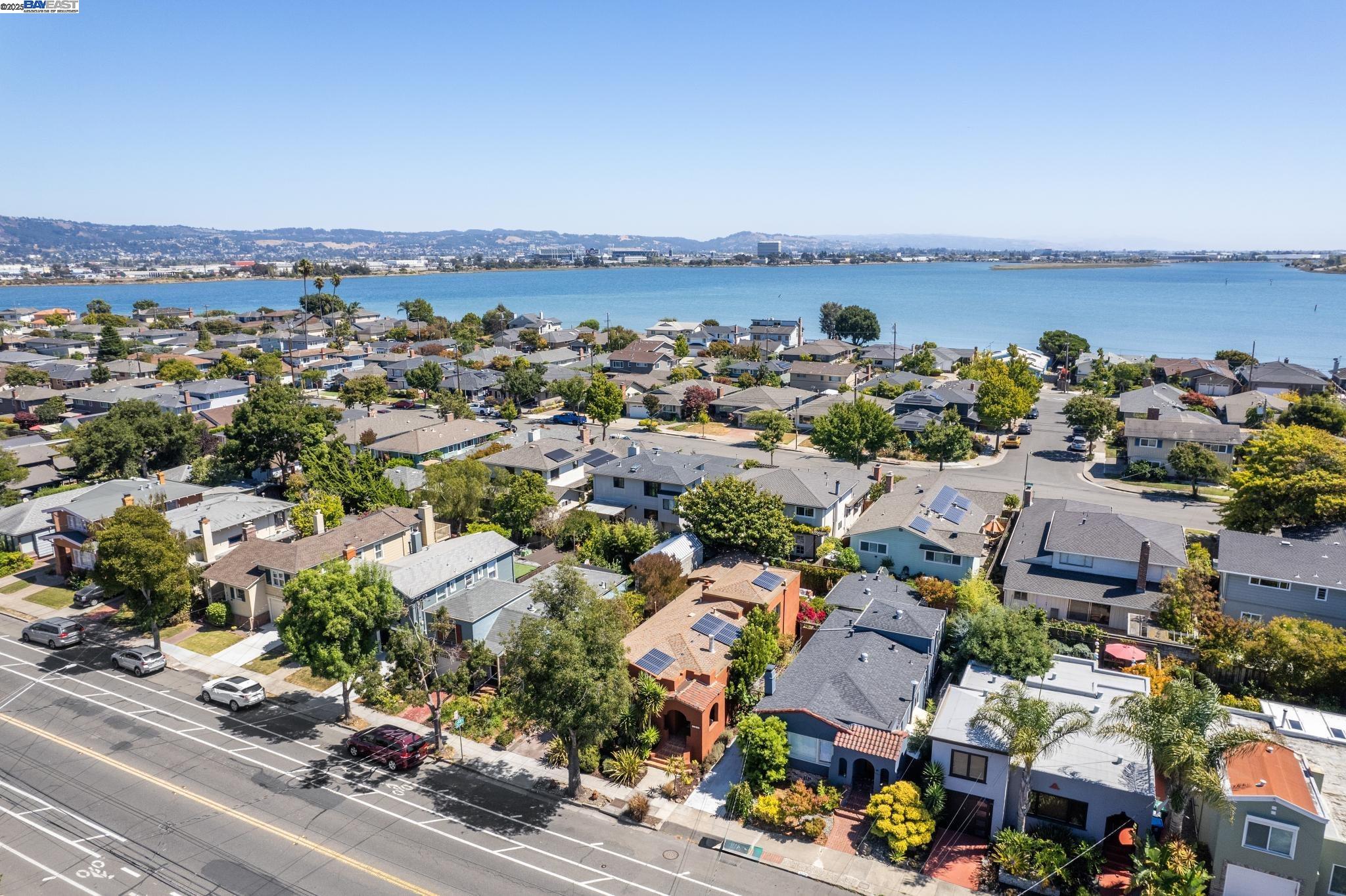 1336 Fernside
