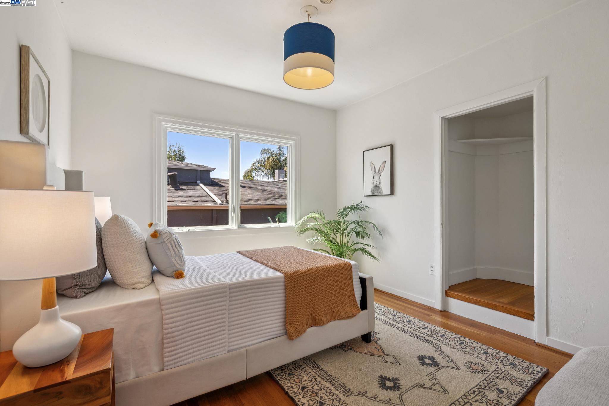 1336 Fernside