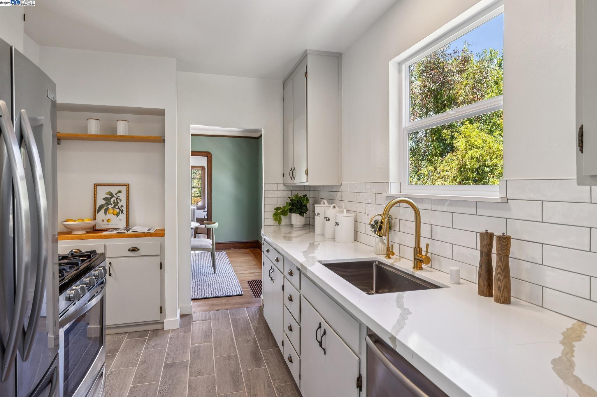 1336 Fernside