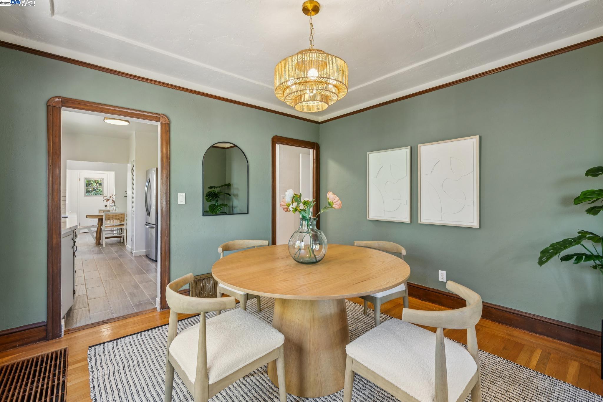 1336 Fernside