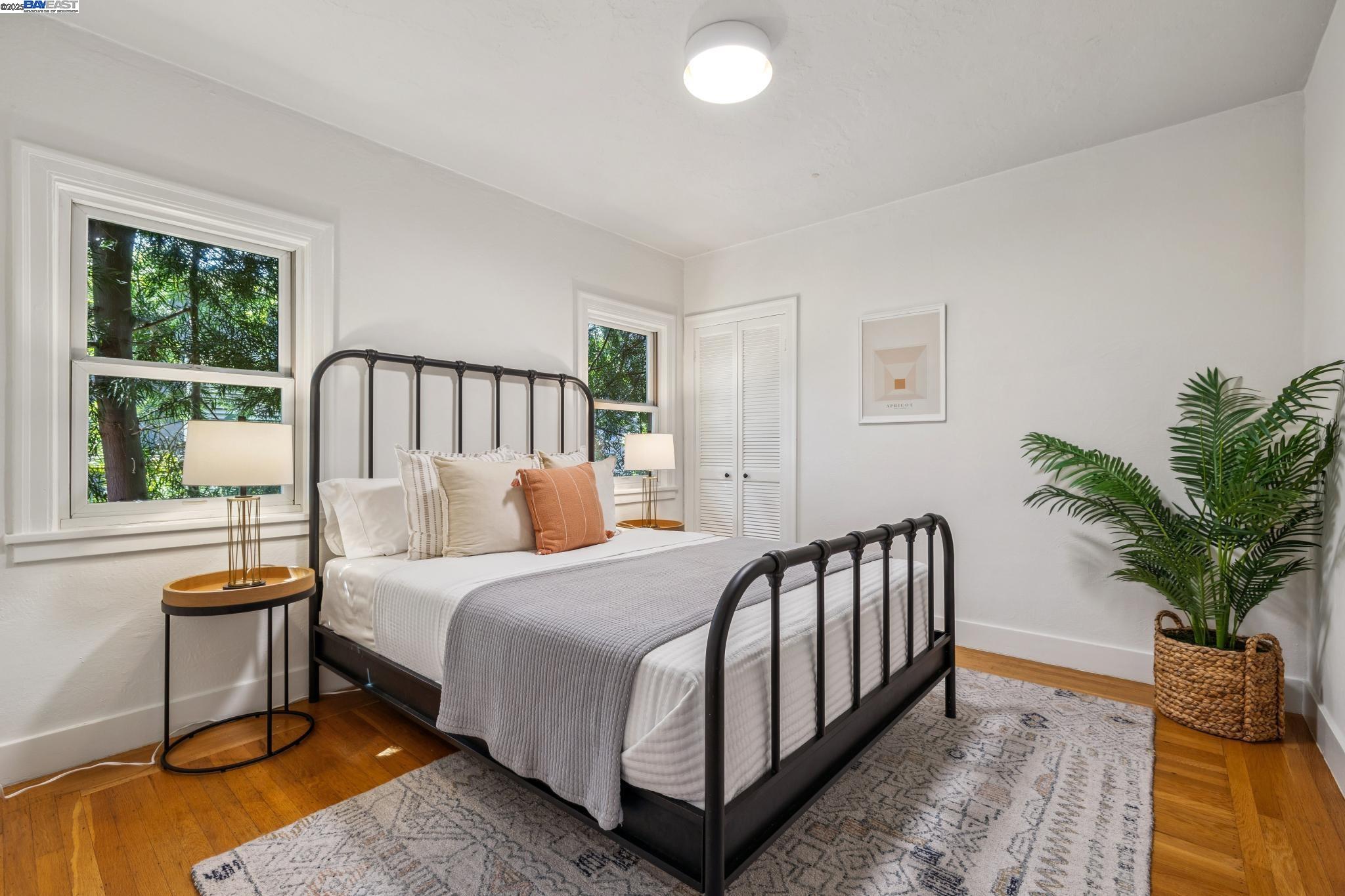 1336 Fernside