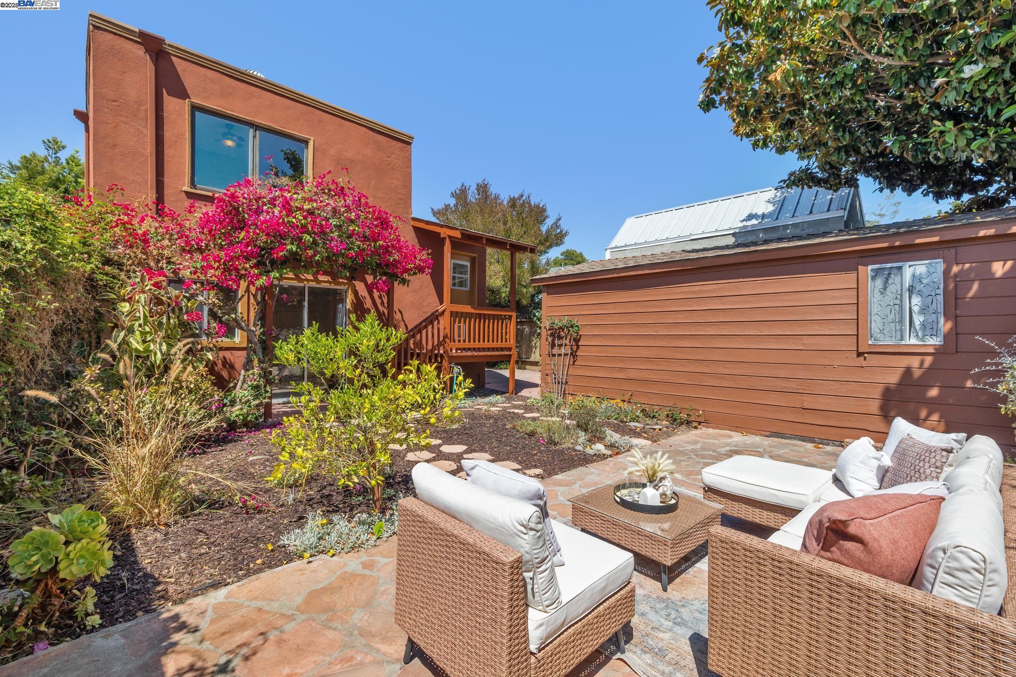 1336 Fernside