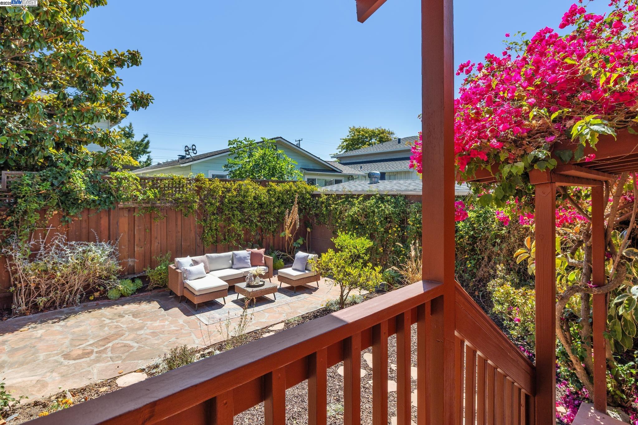 1336 Fernside