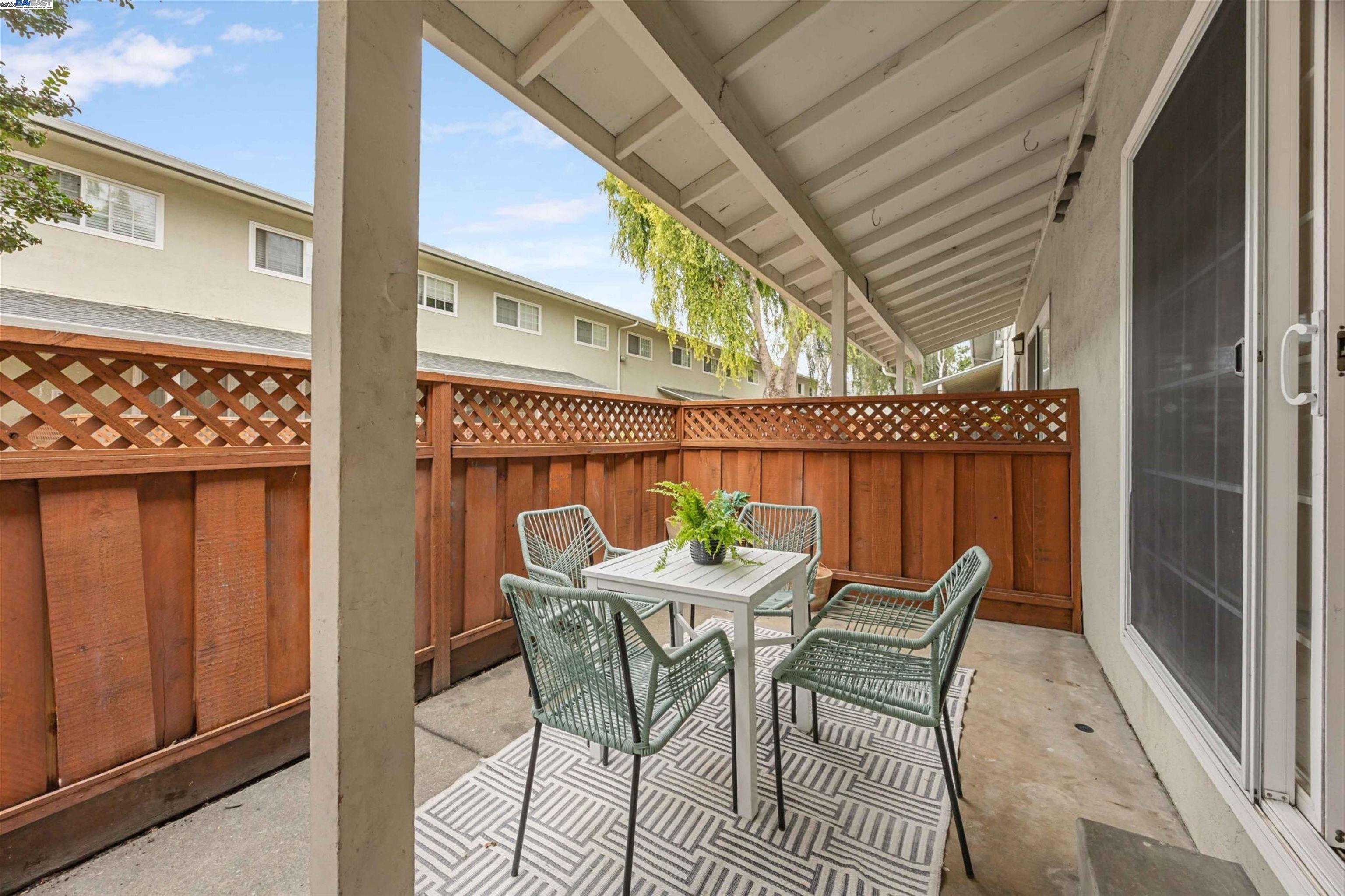720 Fargo Ave # 14