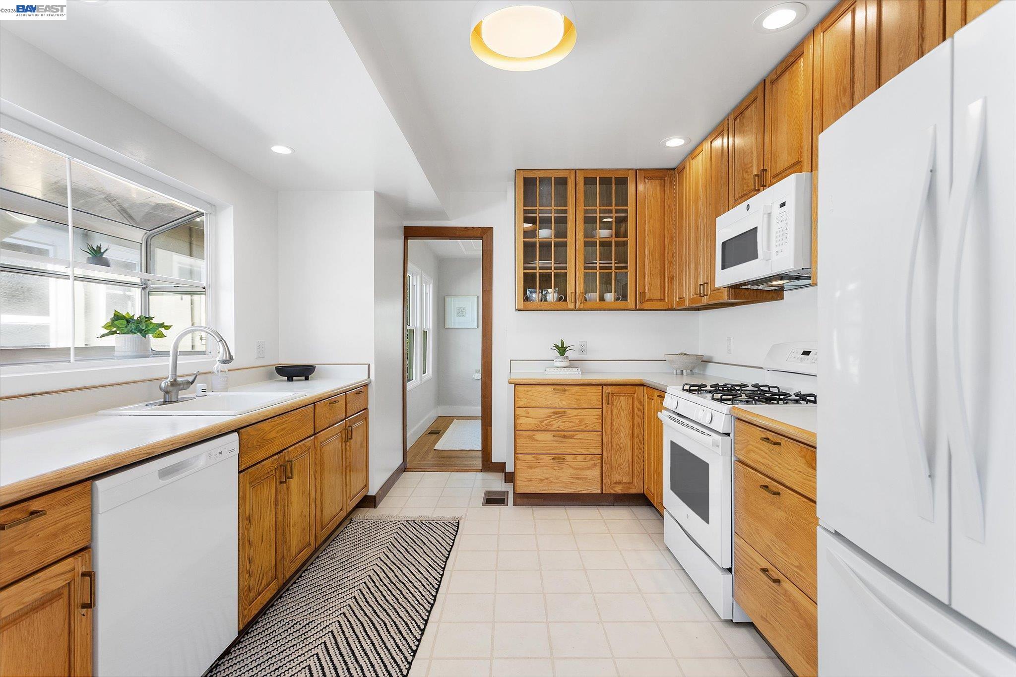 2516 Buena Vista Ave