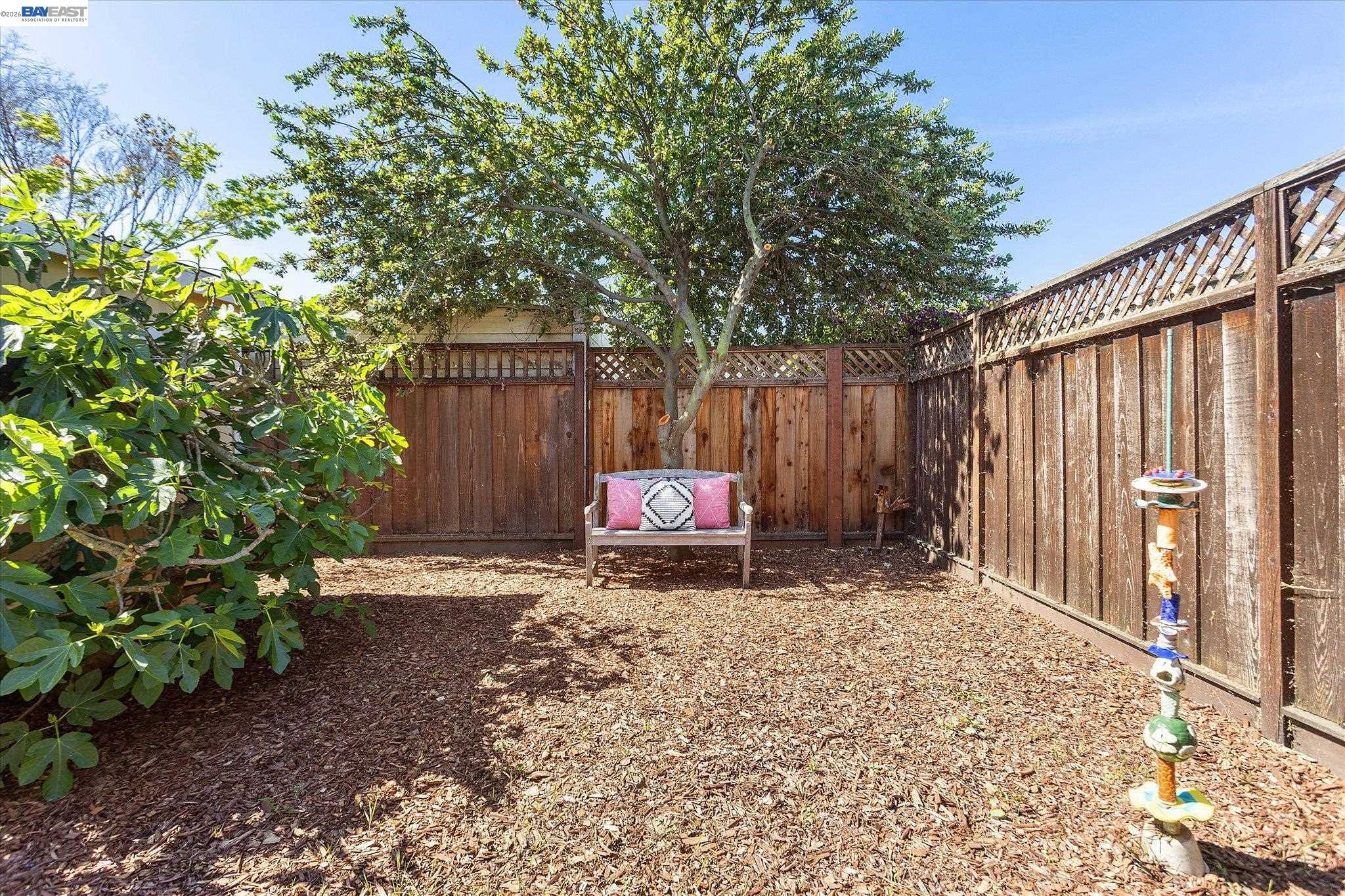 2516 Buena Vista Ave