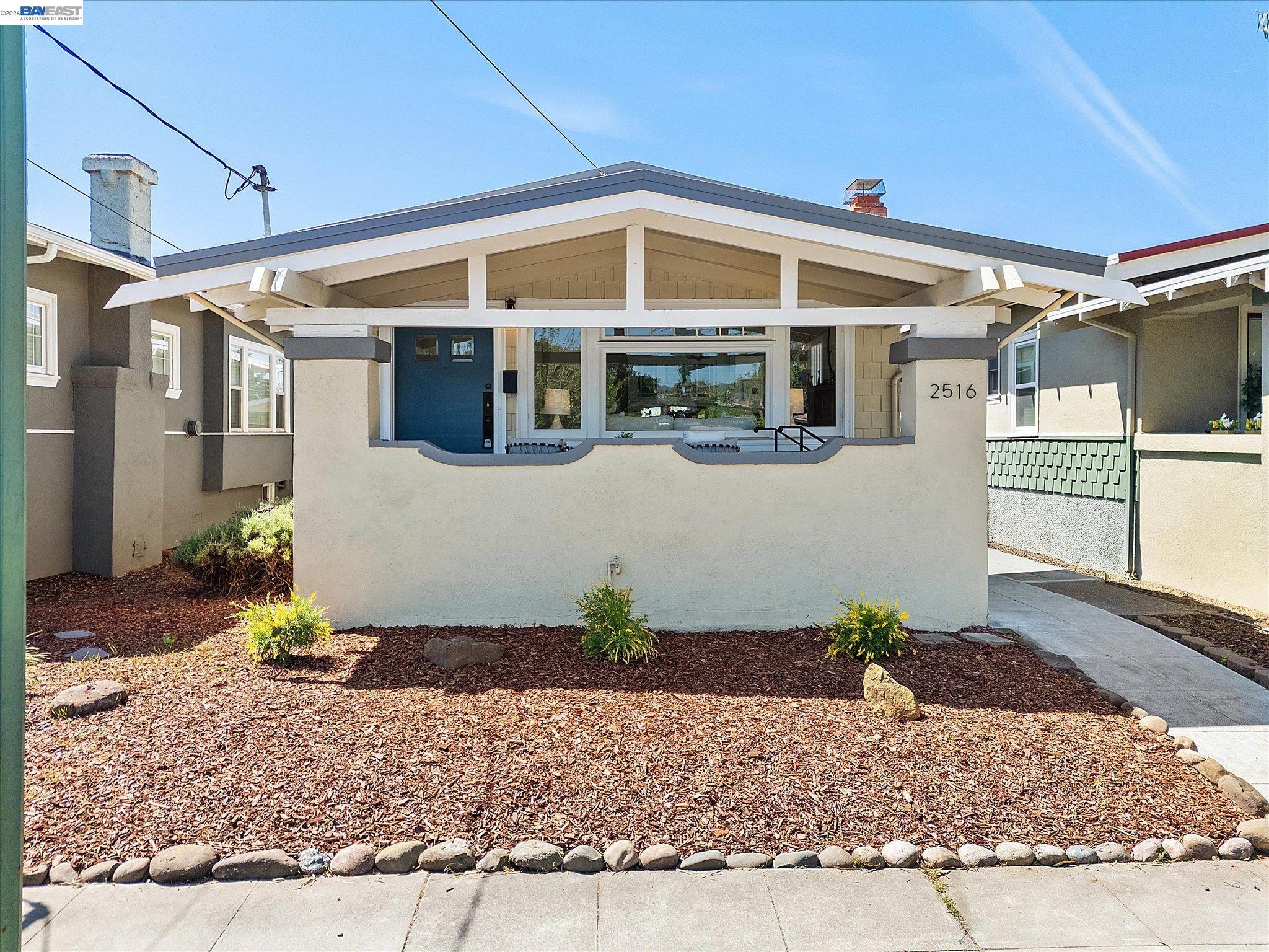 2516 Buena Vista Ave